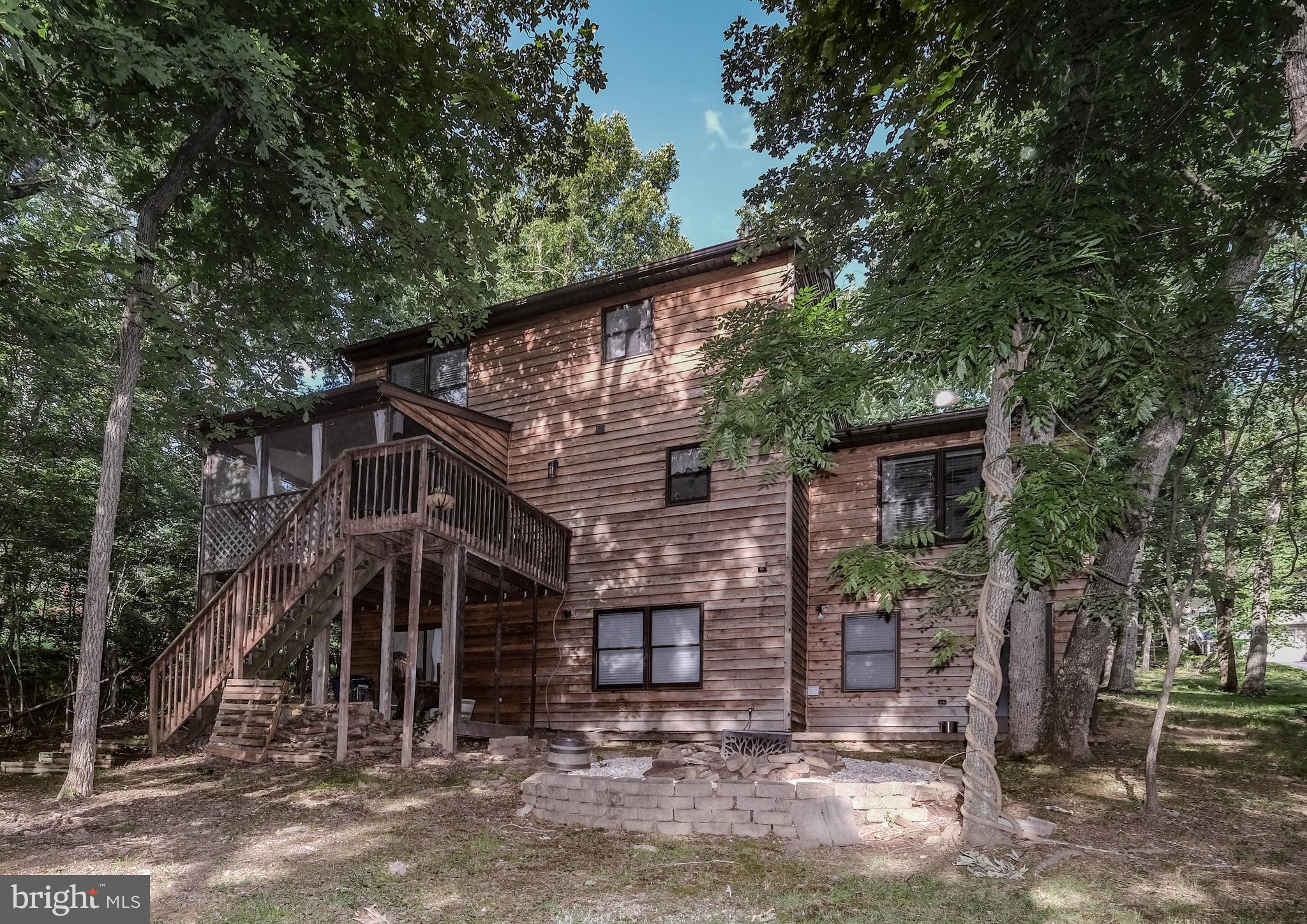 LAKE HOLIDAY ESTATES - Residential