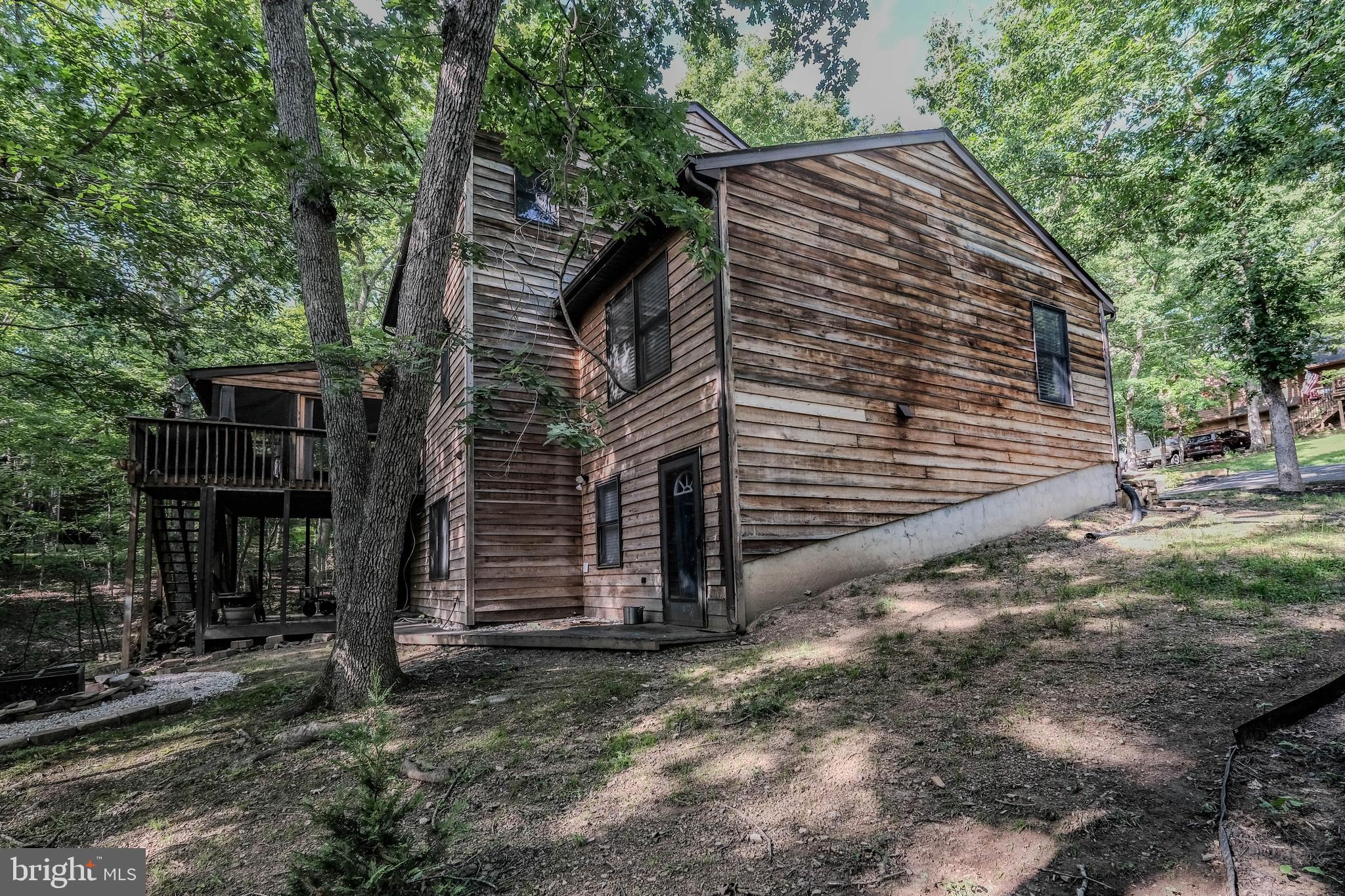 LAKE HOLIDAY ESTATES - Residential