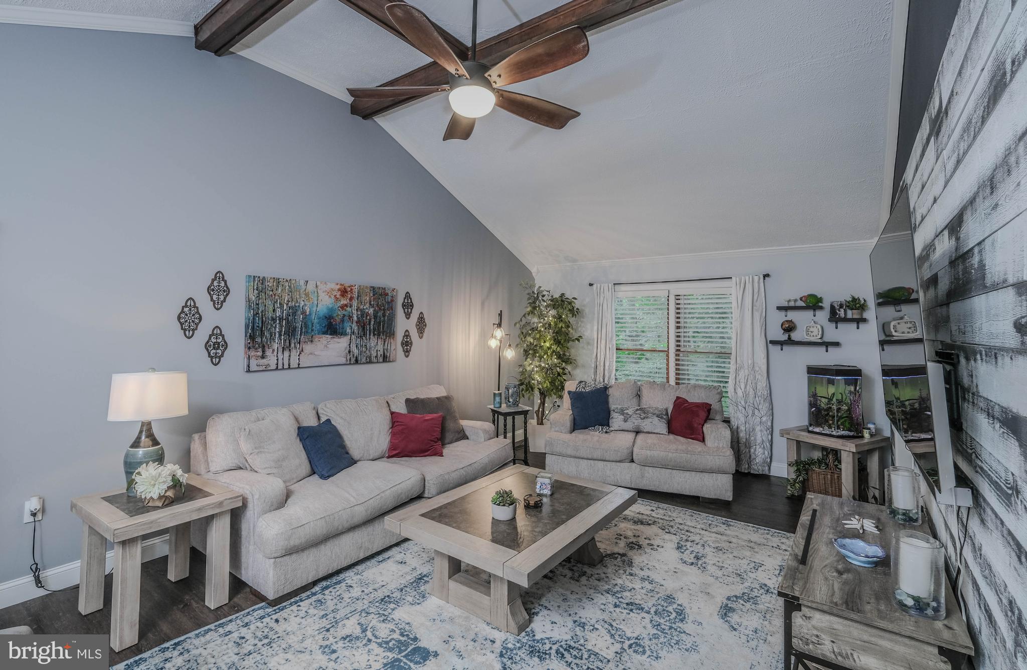 LAKE HOLIDAY ESTATES - Residential