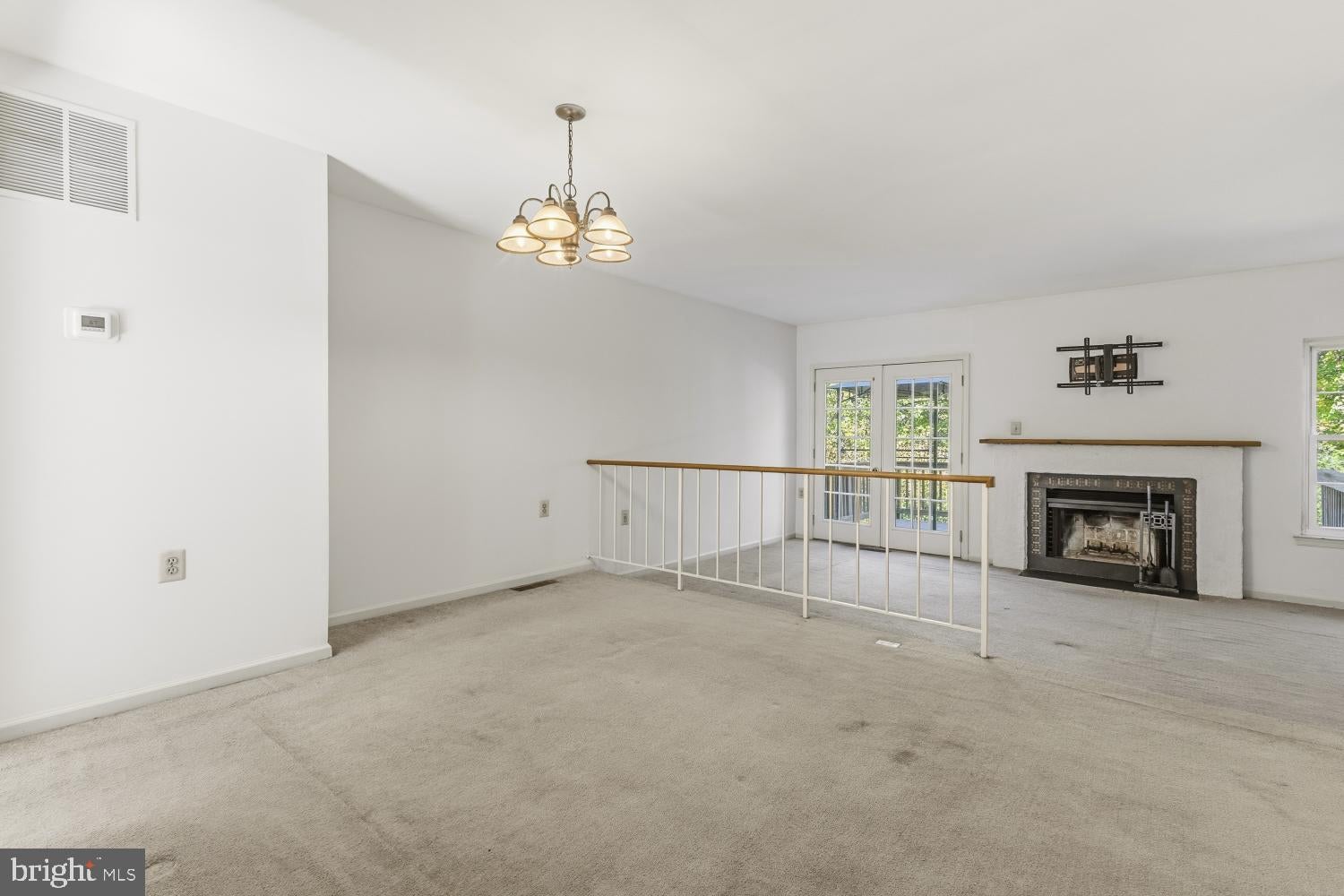 3458 CONDOR LANE