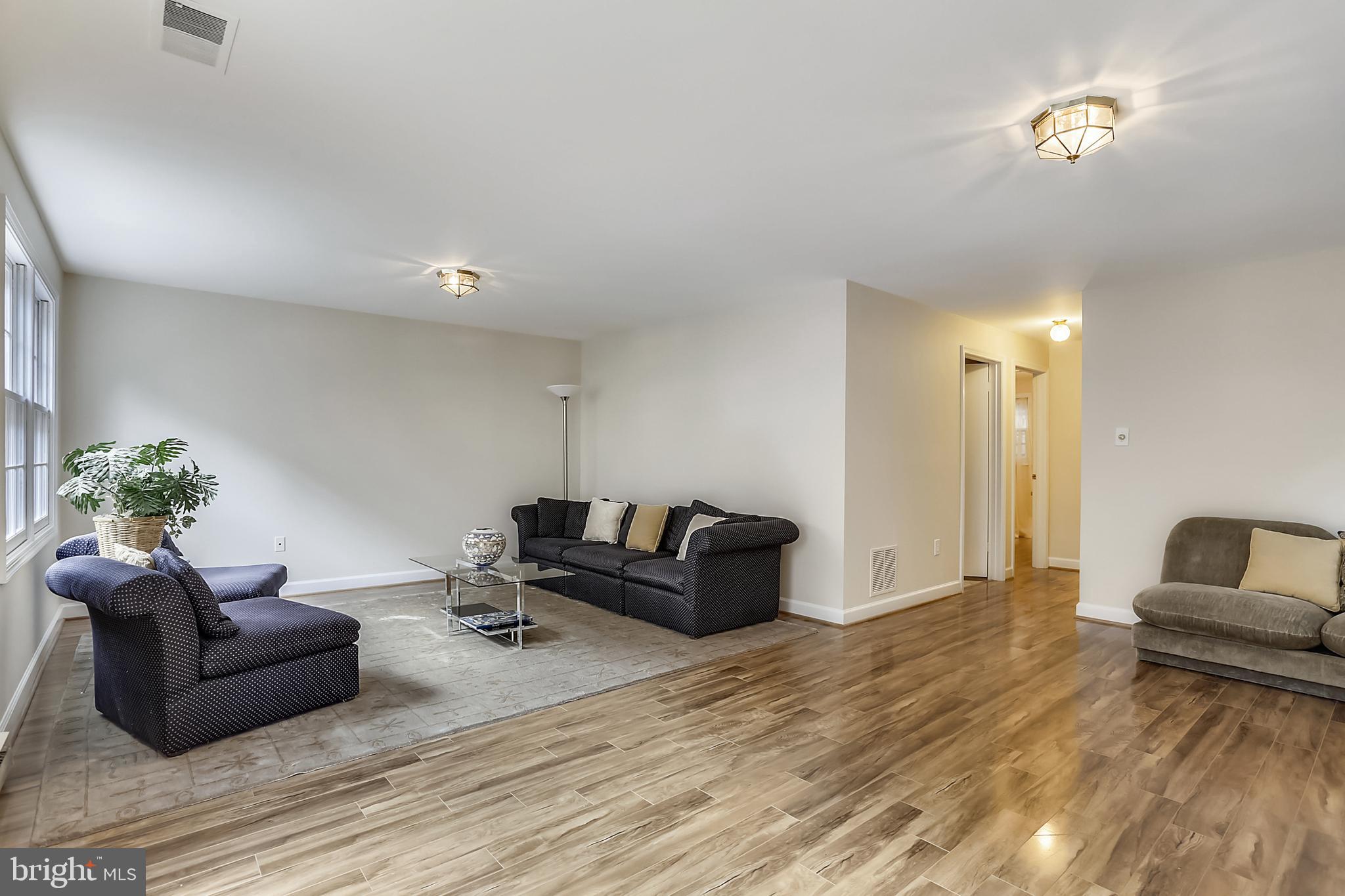 WESTLAKE TERRACE - Residential Lease