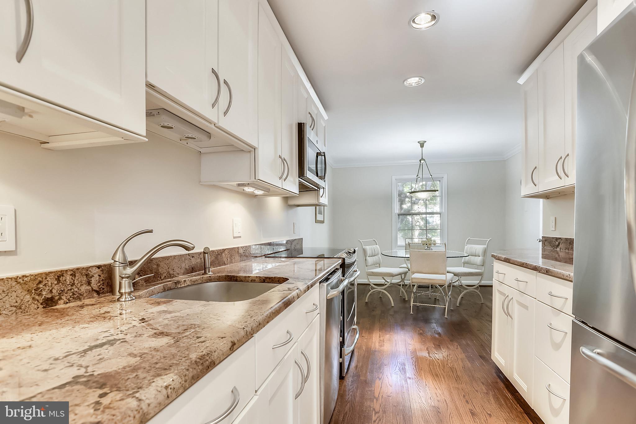 WESTLAKE TERRACE - Residential Lease