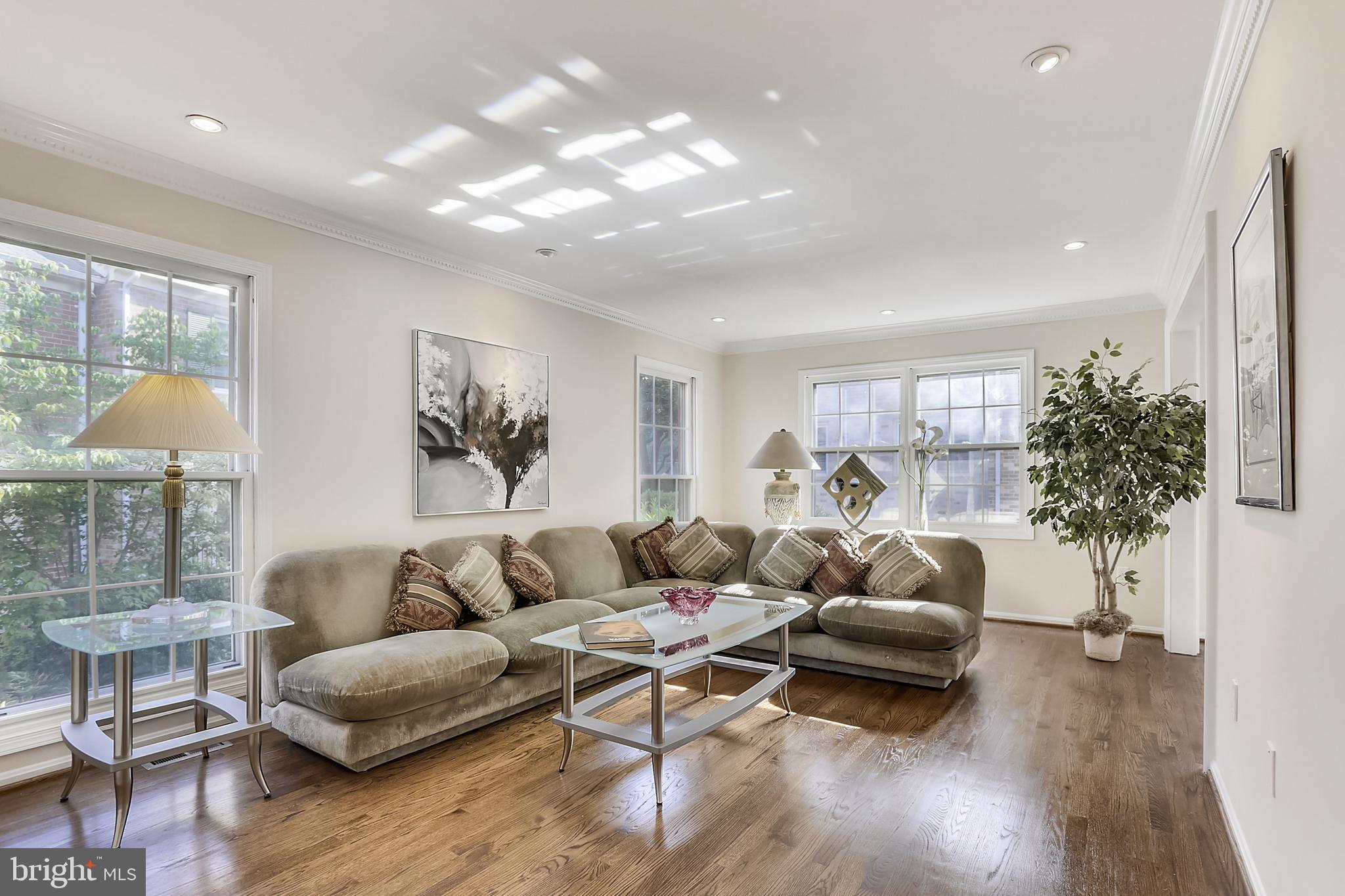 WESTLAKE TERRACE - Residential Lease