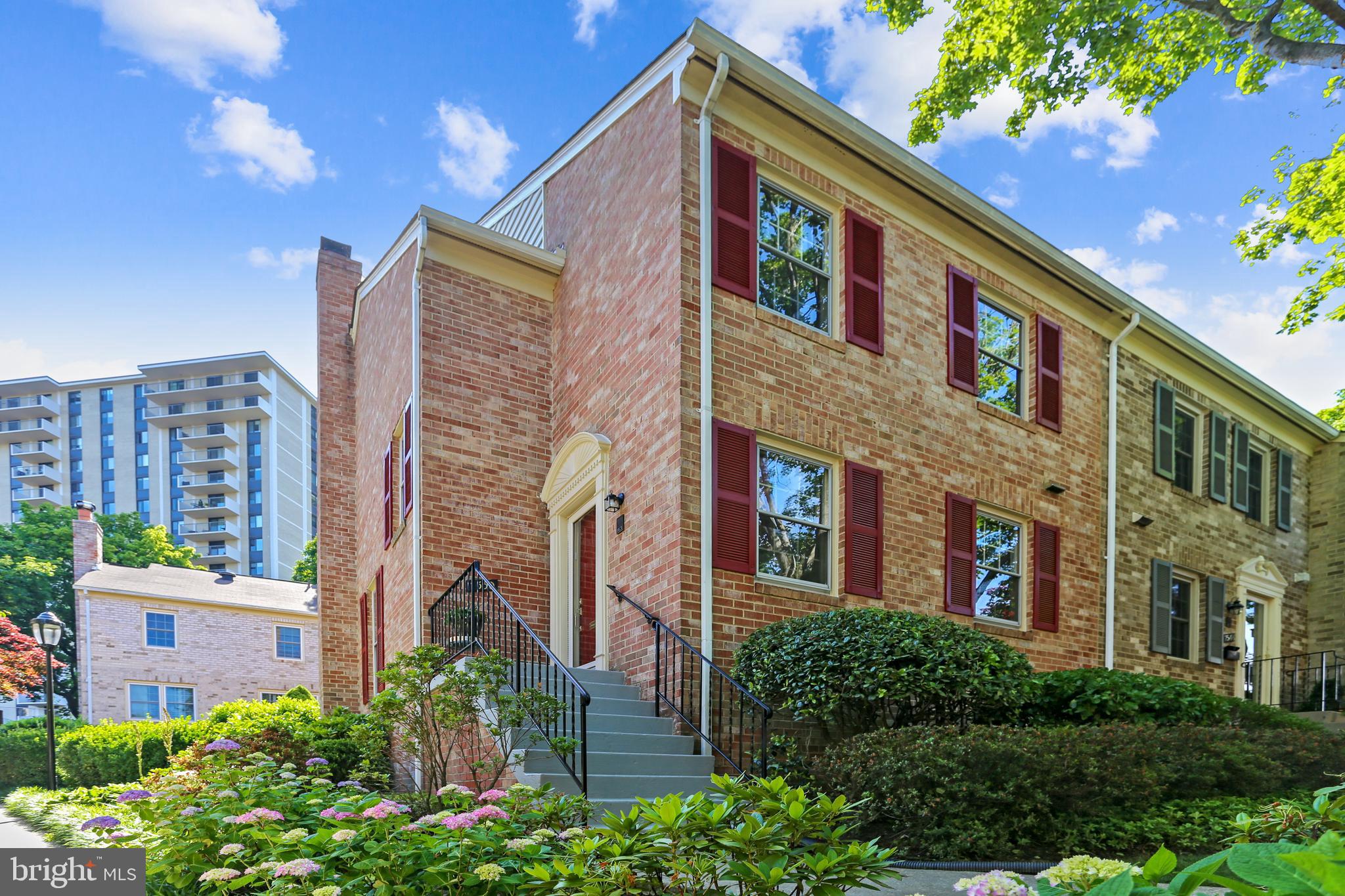 WESTLAKE TERRACE - Residential Lease