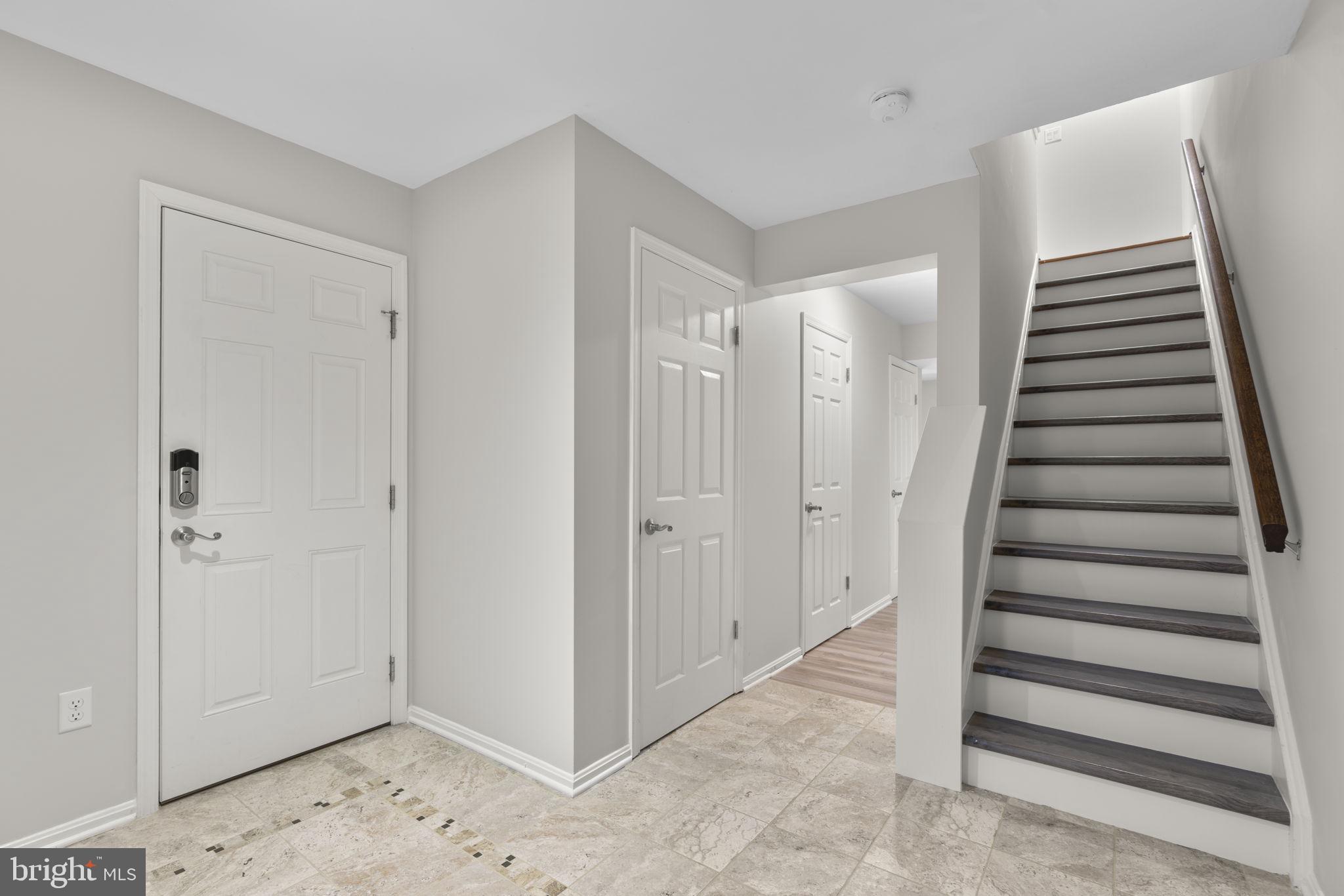 DORSEY HALL - Residential