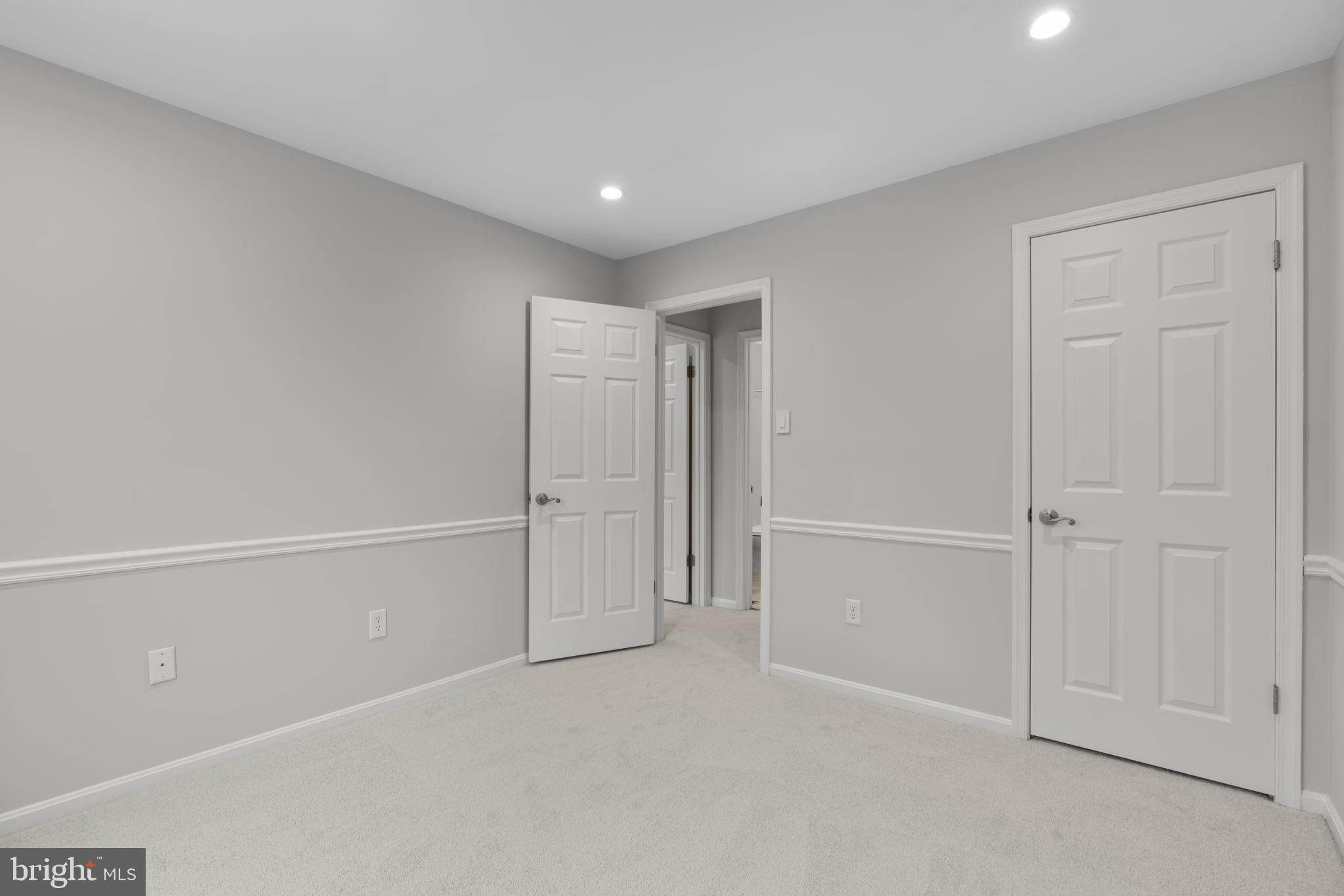 DORSEY HALL - Residential