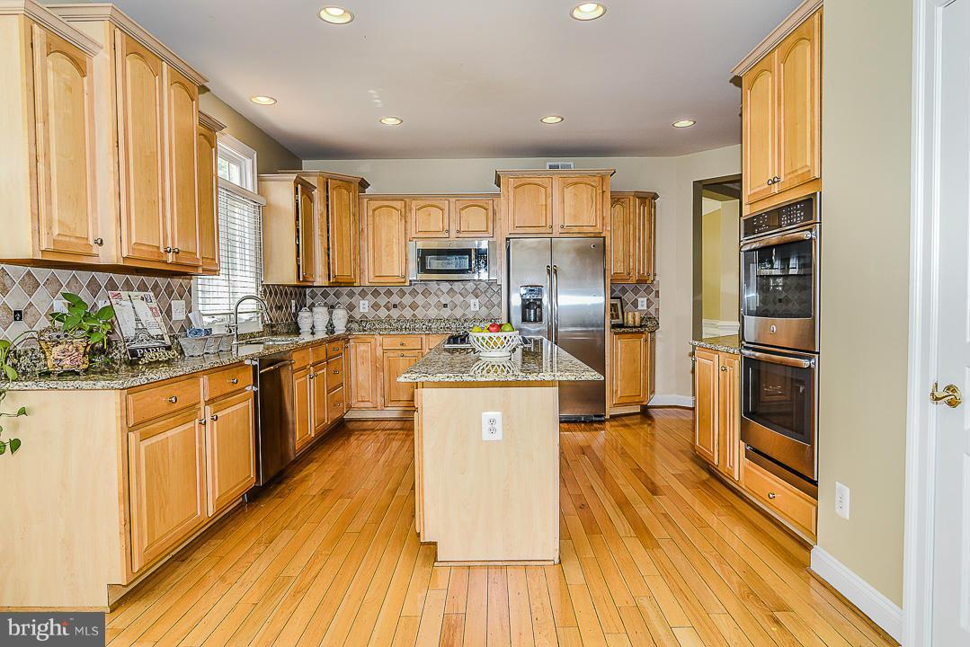 CEDAR CHASE - Residential