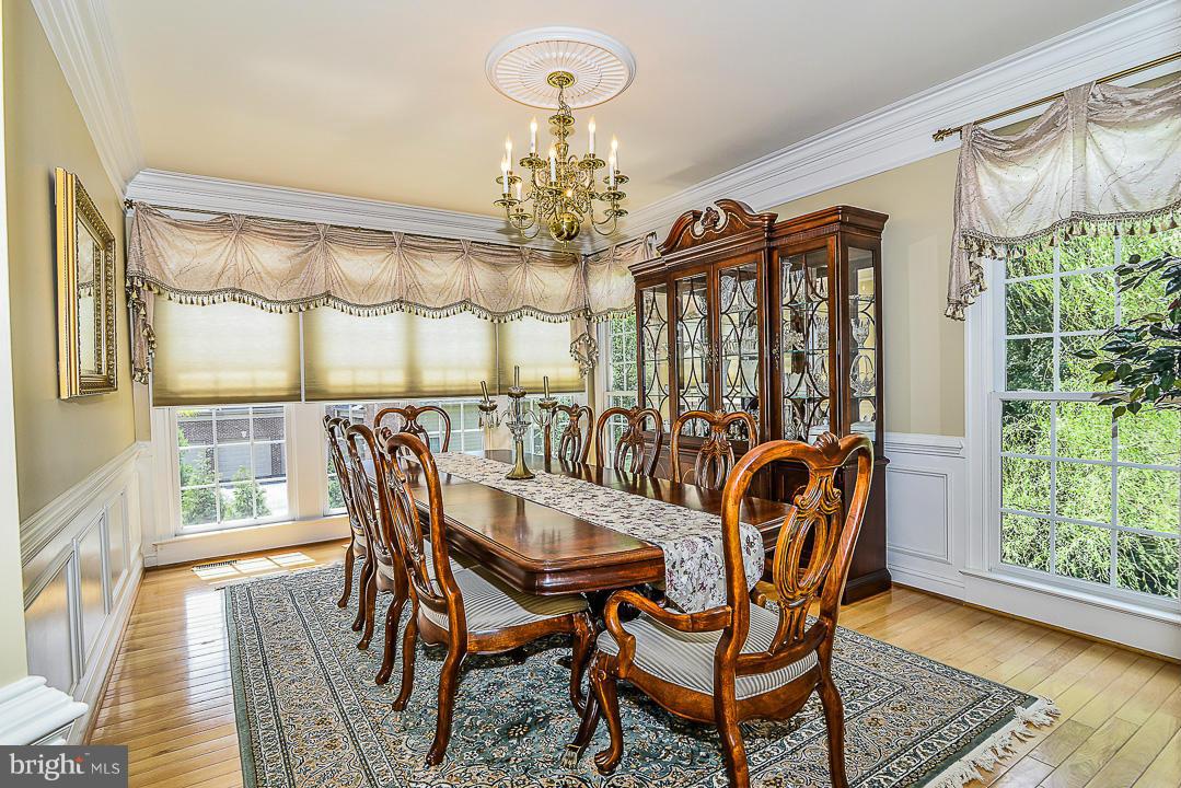 CEDAR CHASE - Residential