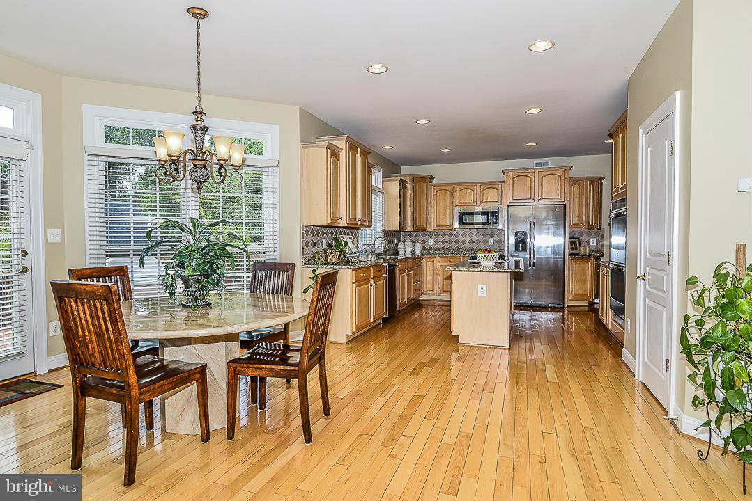 CEDAR CHASE - Residential