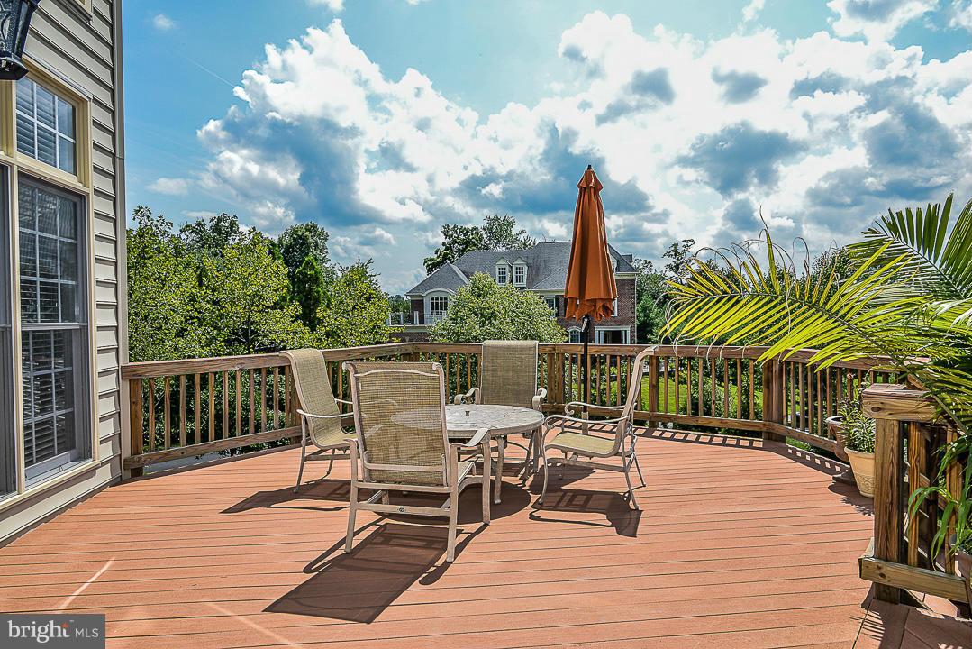 CEDAR CHASE - Residential