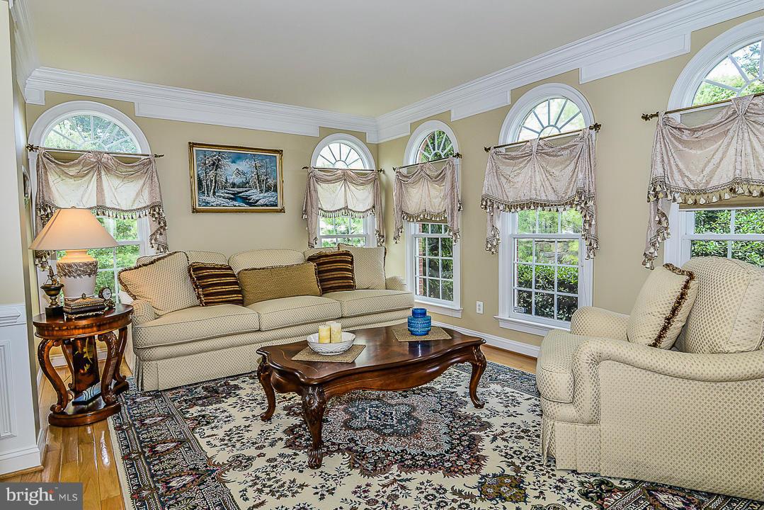 CEDAR CHASE - Residential