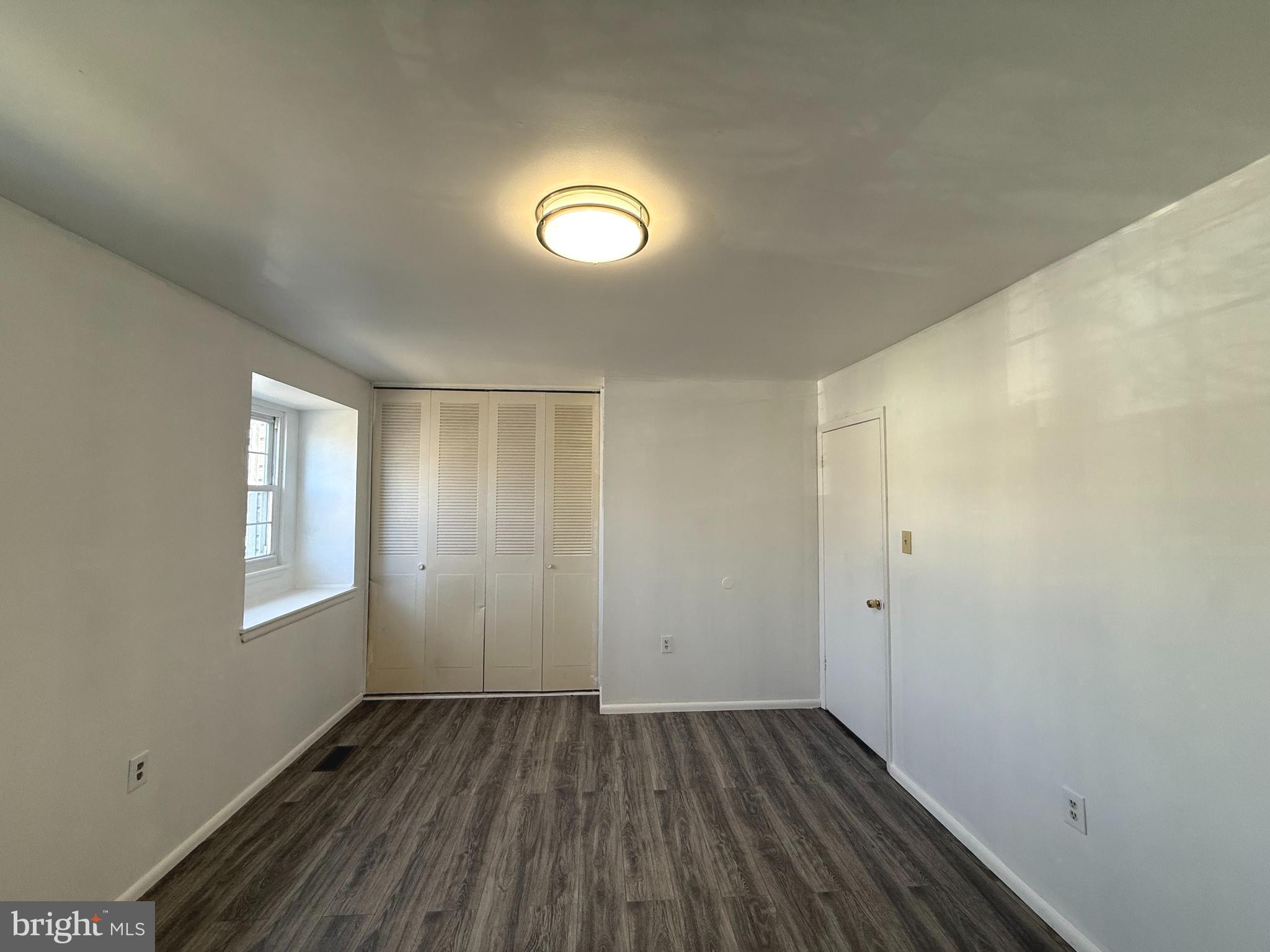 KINGS COURT - Residential