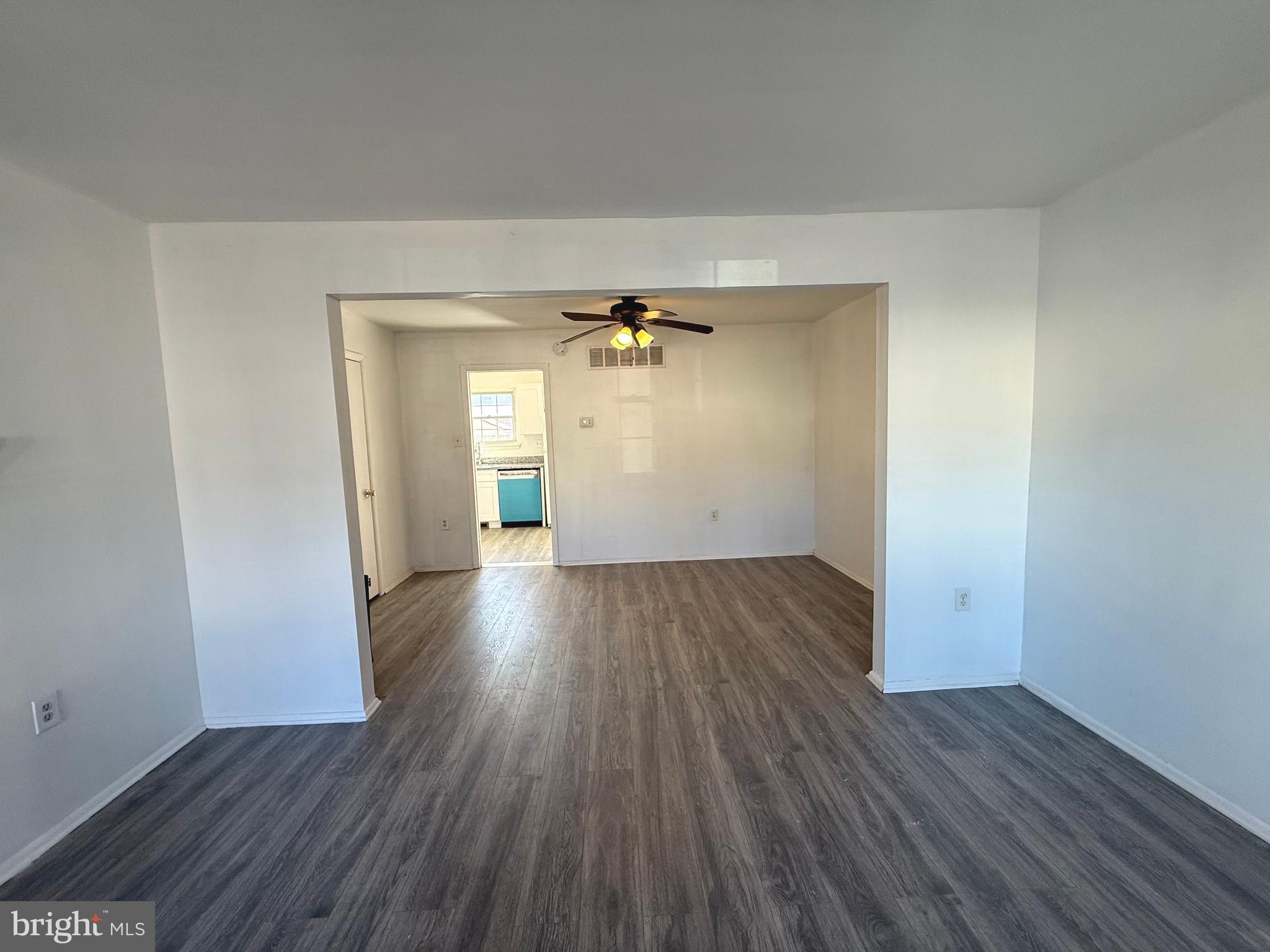 KINGS COURT - Residential