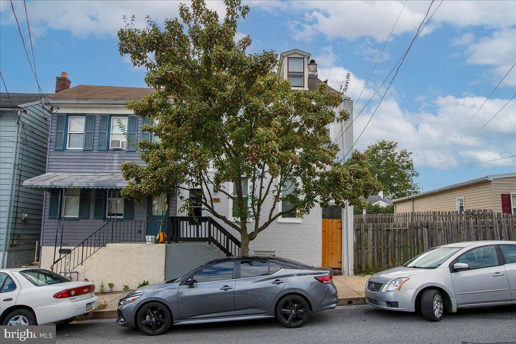 Photo of 288 S 5TH ST, COLUMBIA, PA 17512 (MLS # PALA2028638)