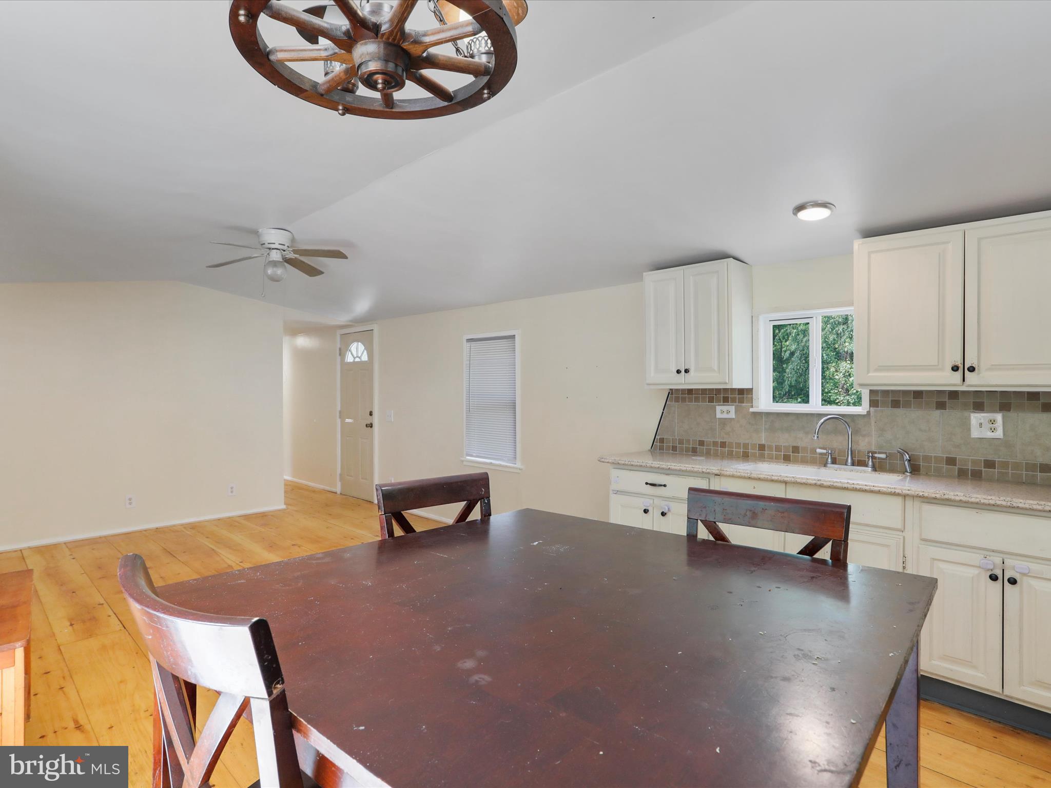 ROLLING SPRINGS FARMS WEST - Residential