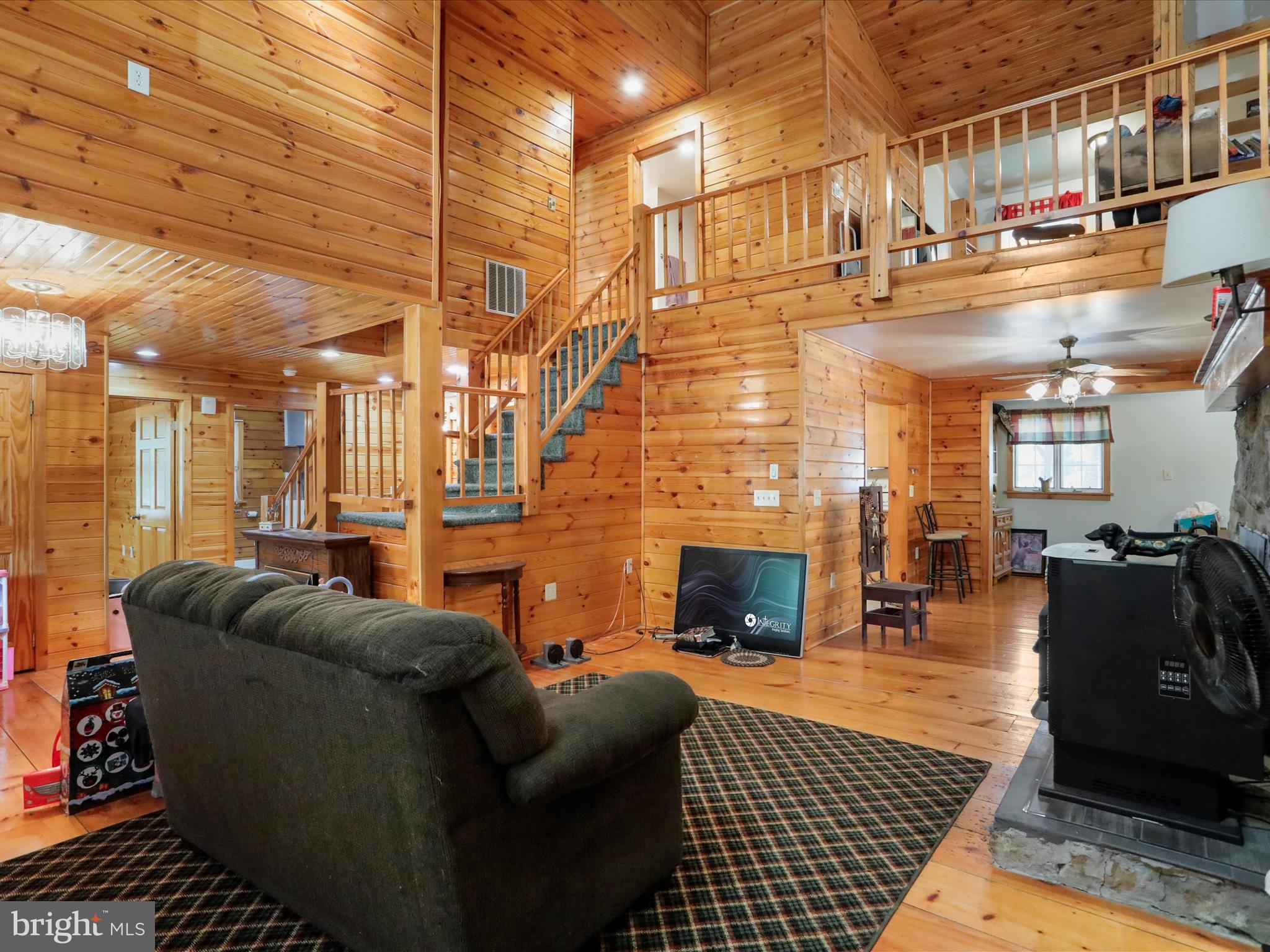 ROLLING SPRINGS FARMS WEST - Residential