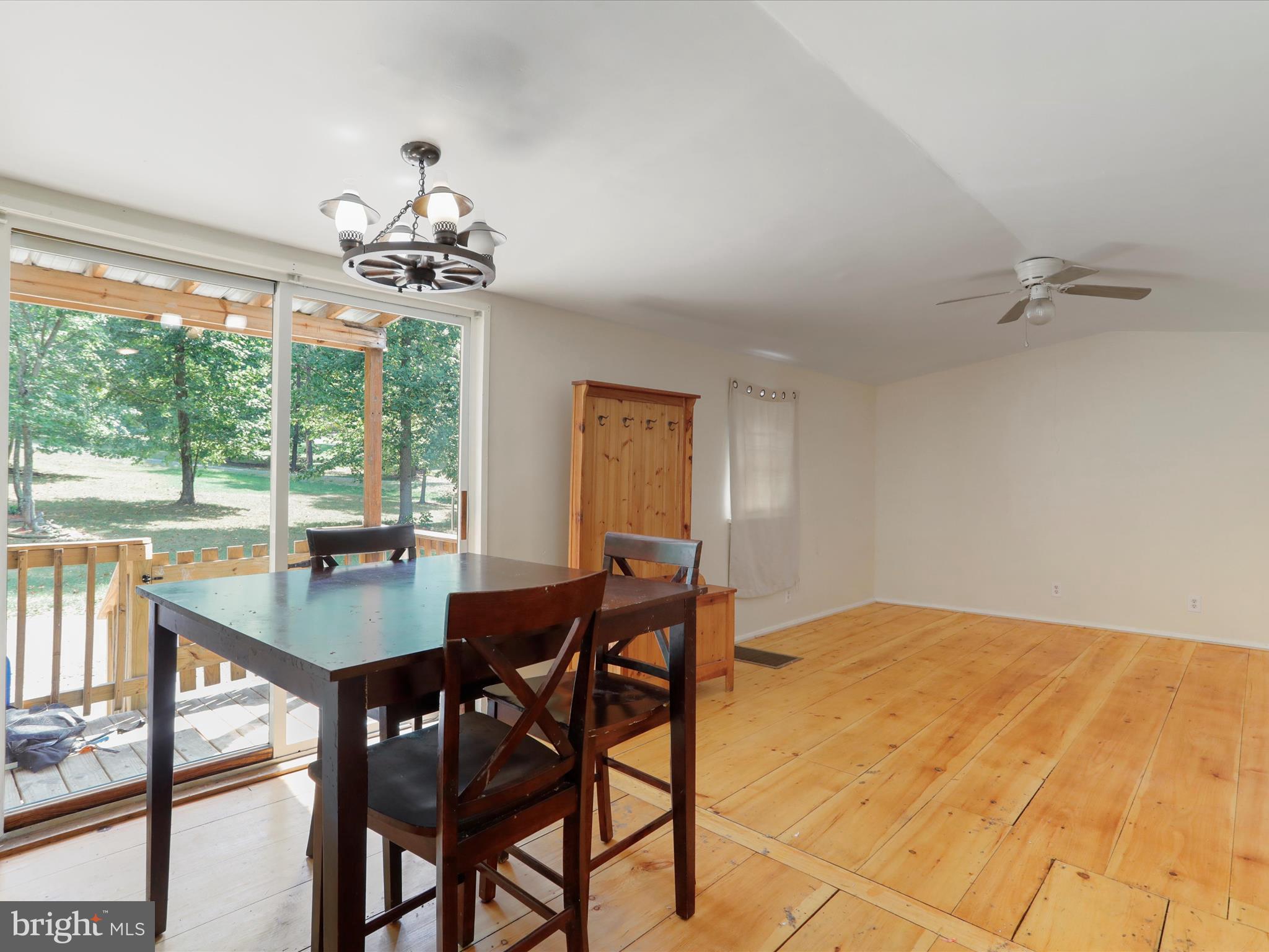 ROLLING SPRINGS FARMS WEST - Residential