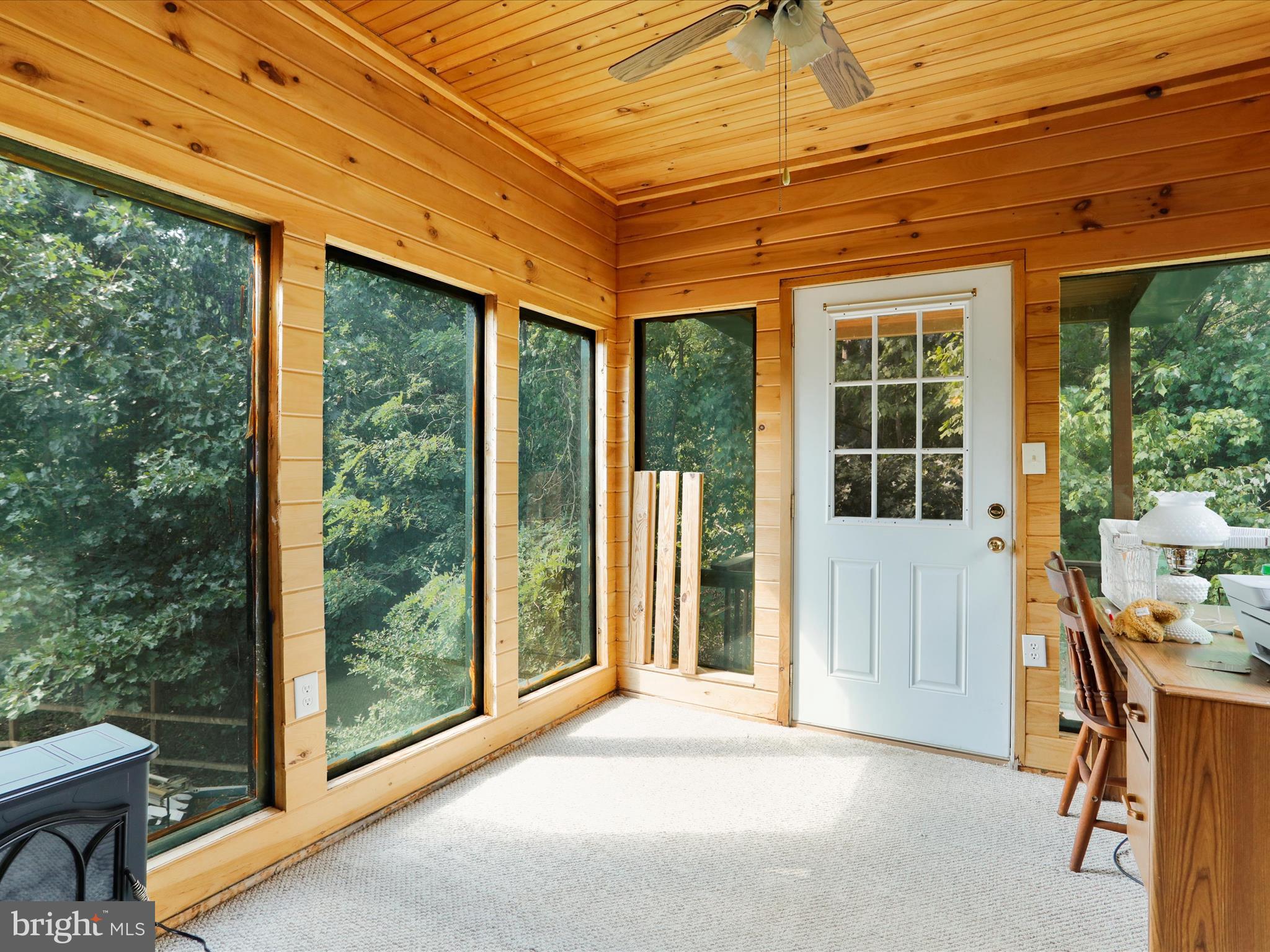 ROLLING SPRINGS FARMS WEST - Residential