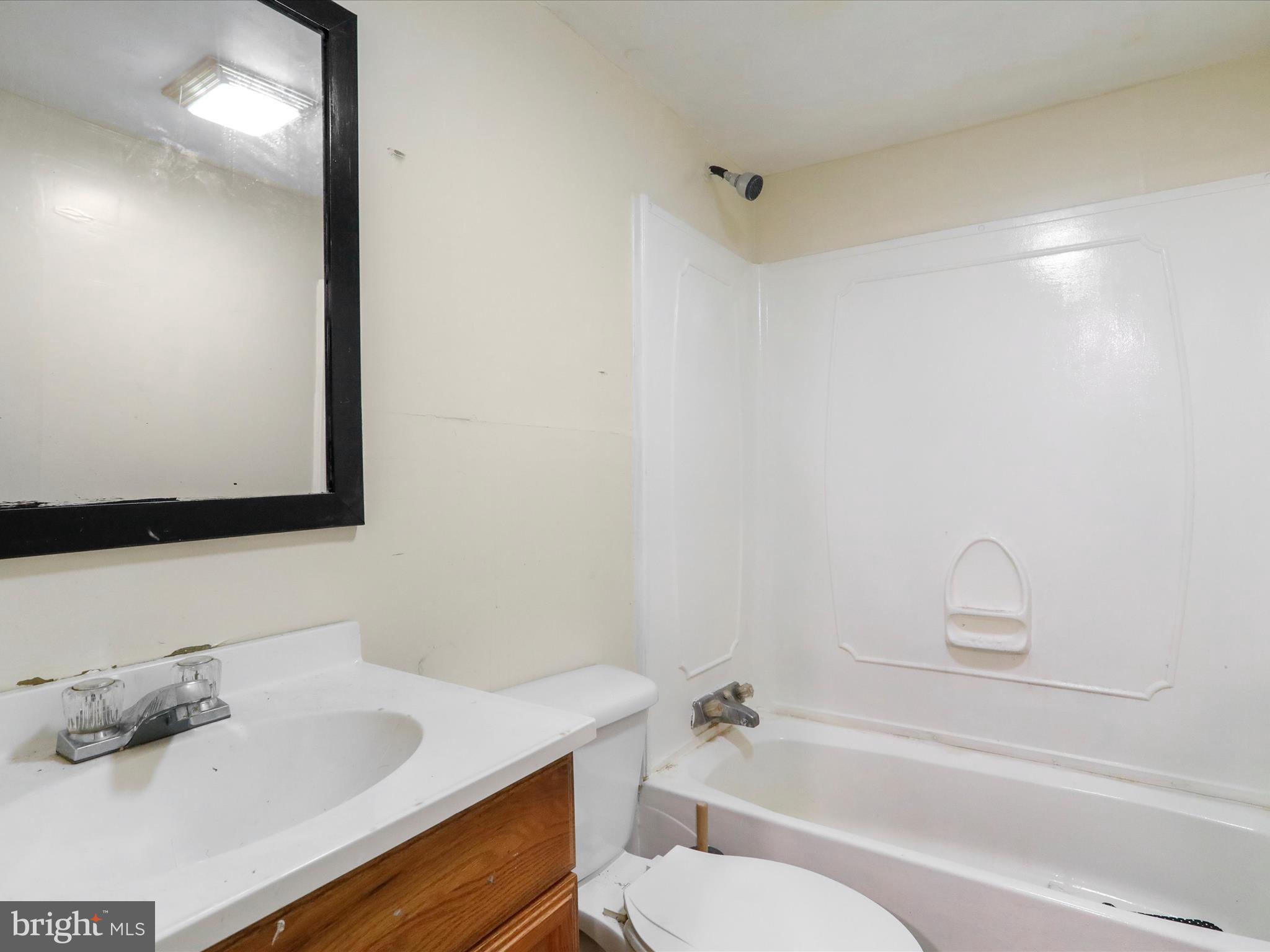 ROLLING SPRINGS FARMS WEST - Residential