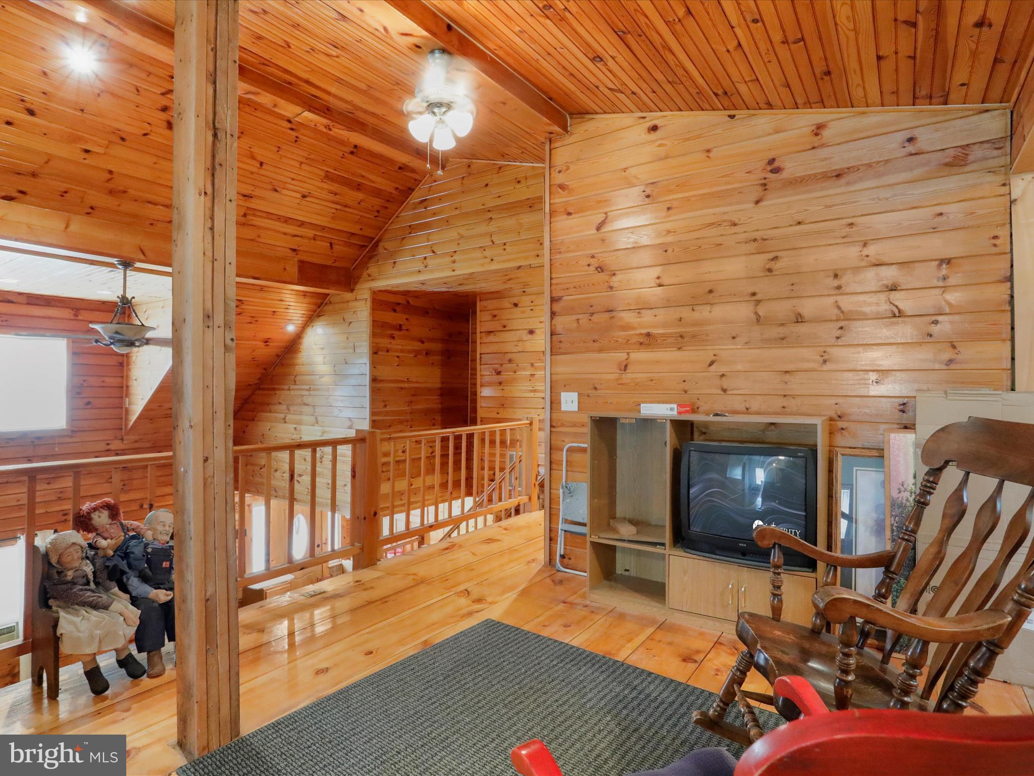 ROLLING SPRINGS FARMS WEST - Residential