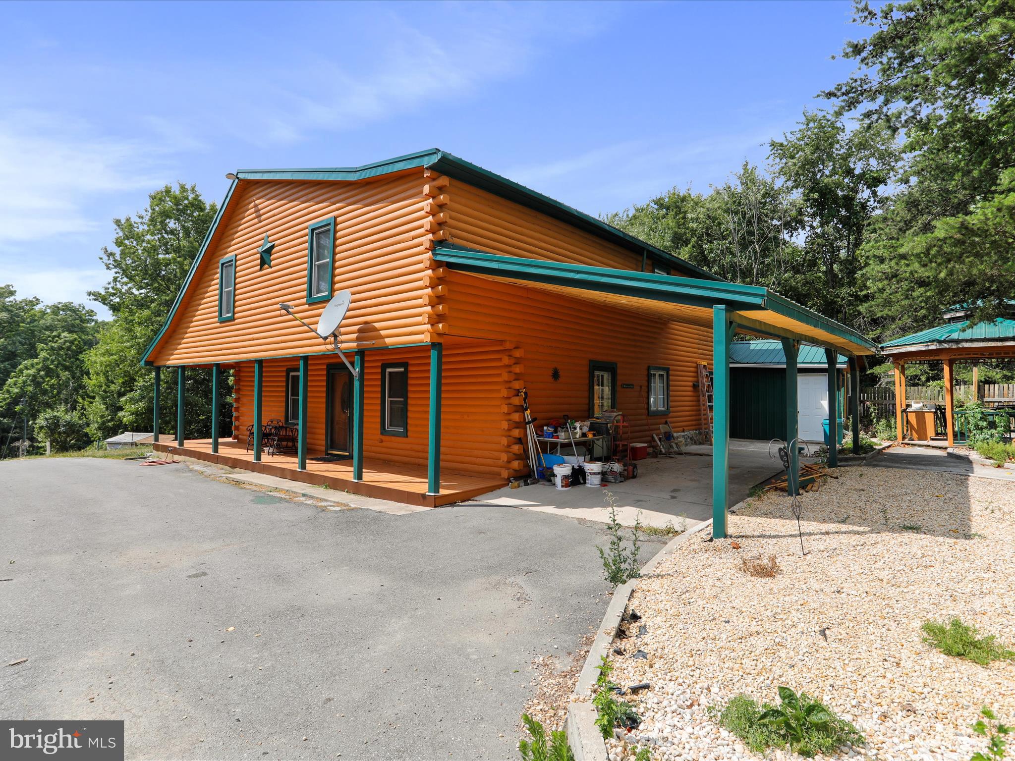 ROLLING SPRINGS FARMS WEST - Residential