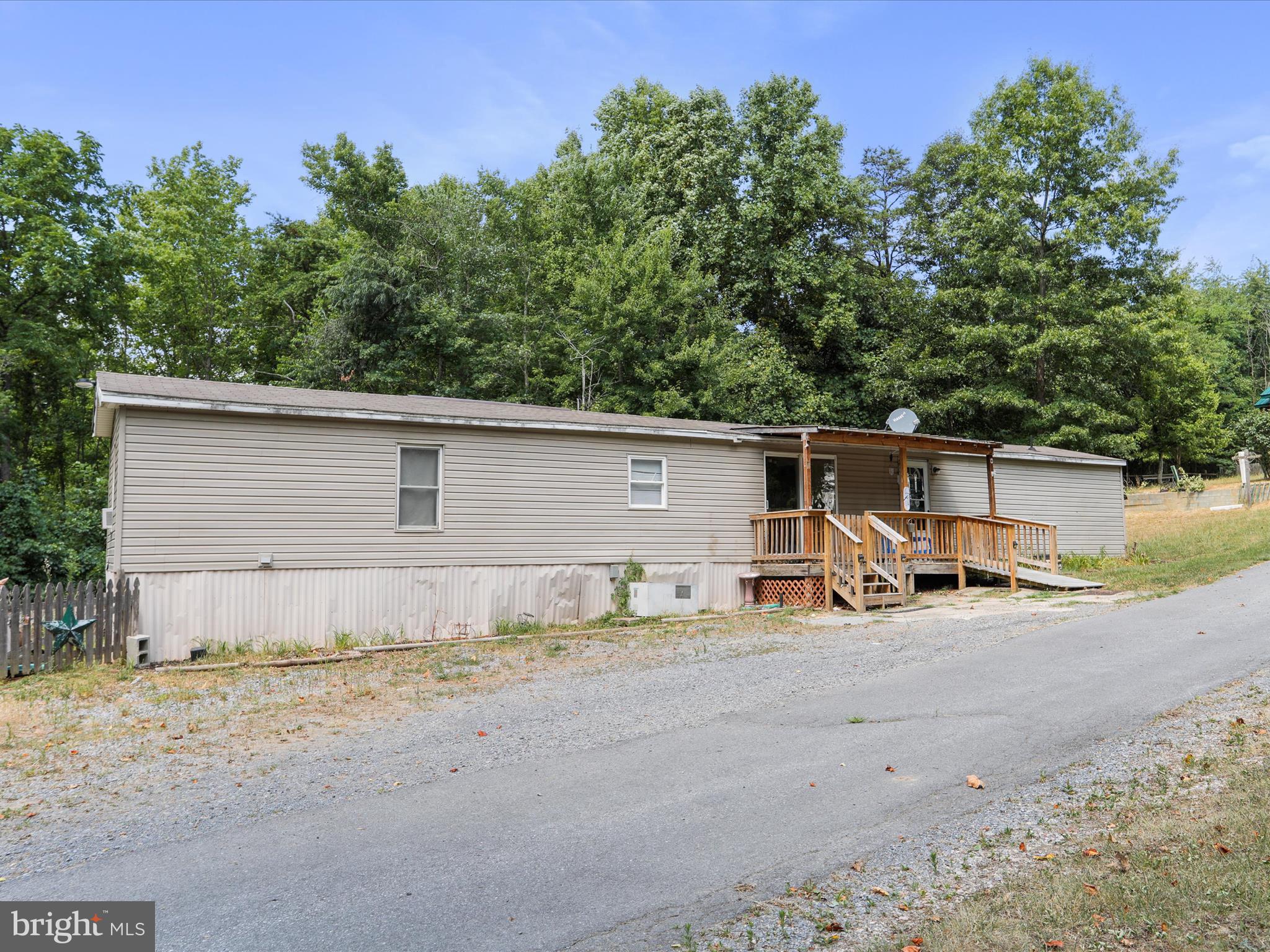 ROLLING SPRINGS FARMS WEST - Residential