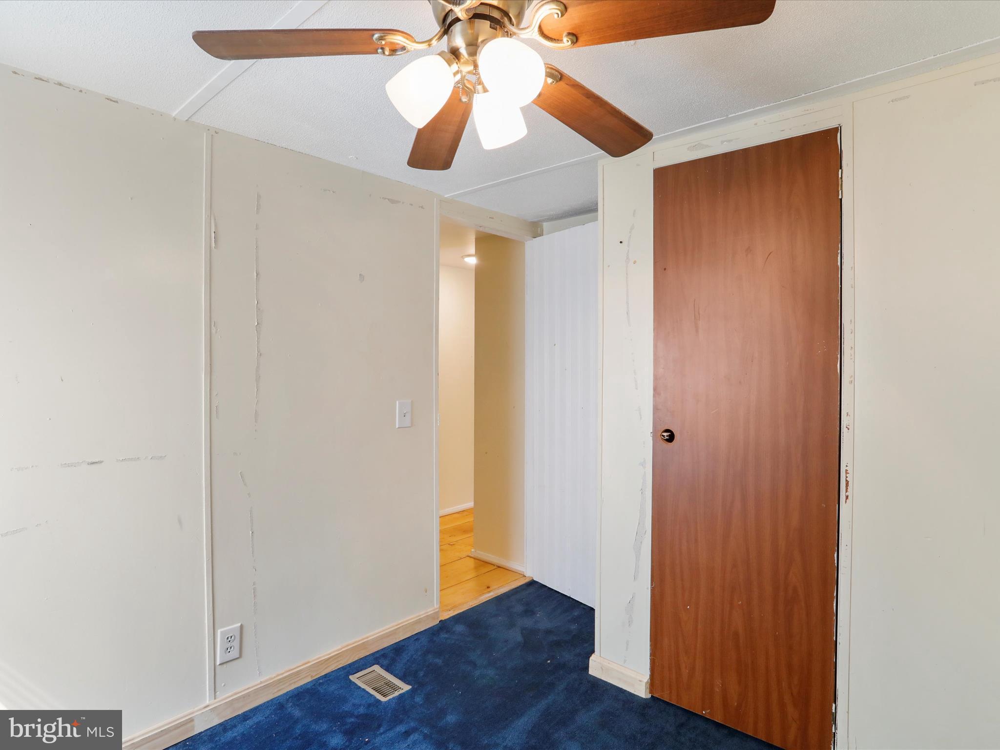 ROLLING SPRINGS FARMS WEST - Residential