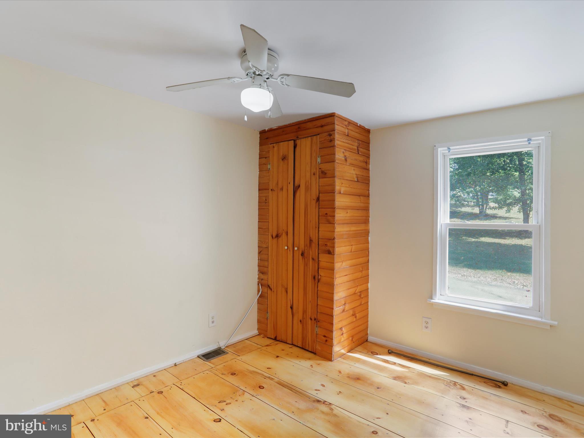 ROLLING SPRINGS FARMS WEST - Residential