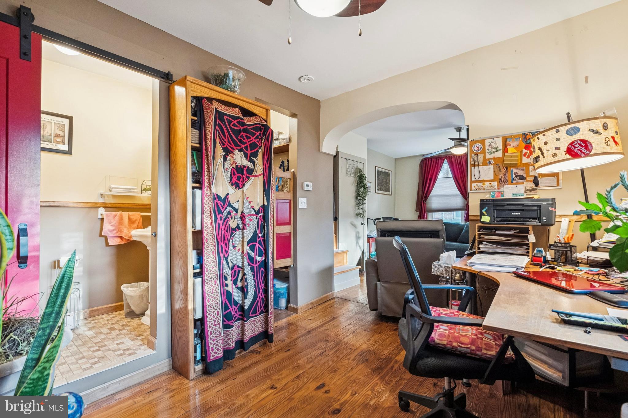 2518 EDGEMONT STREET