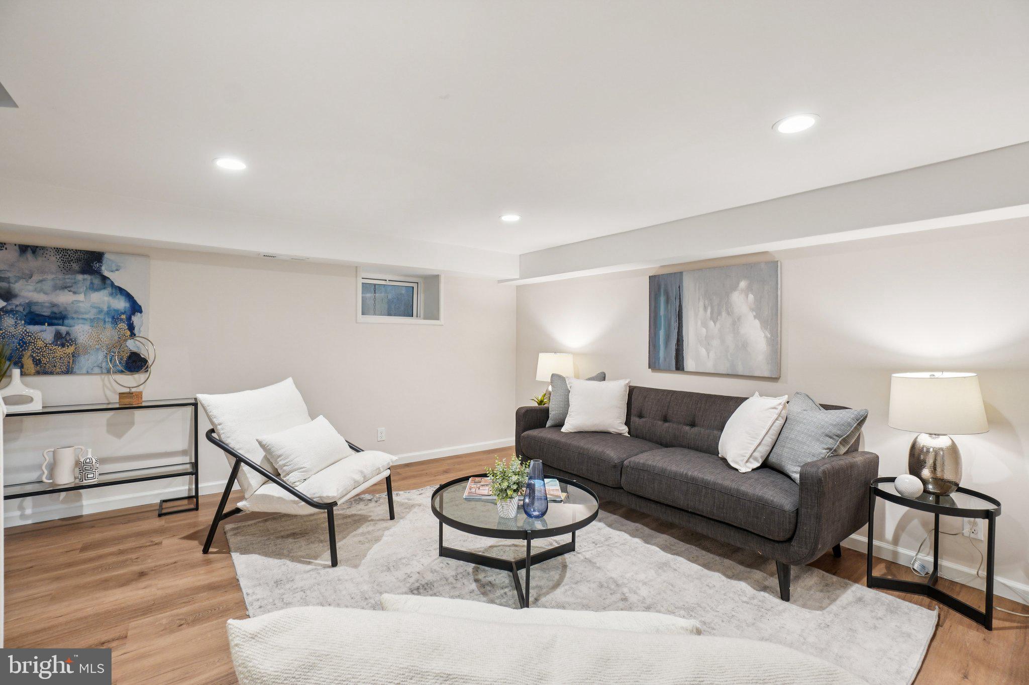 FAIRLINGTON - Residential