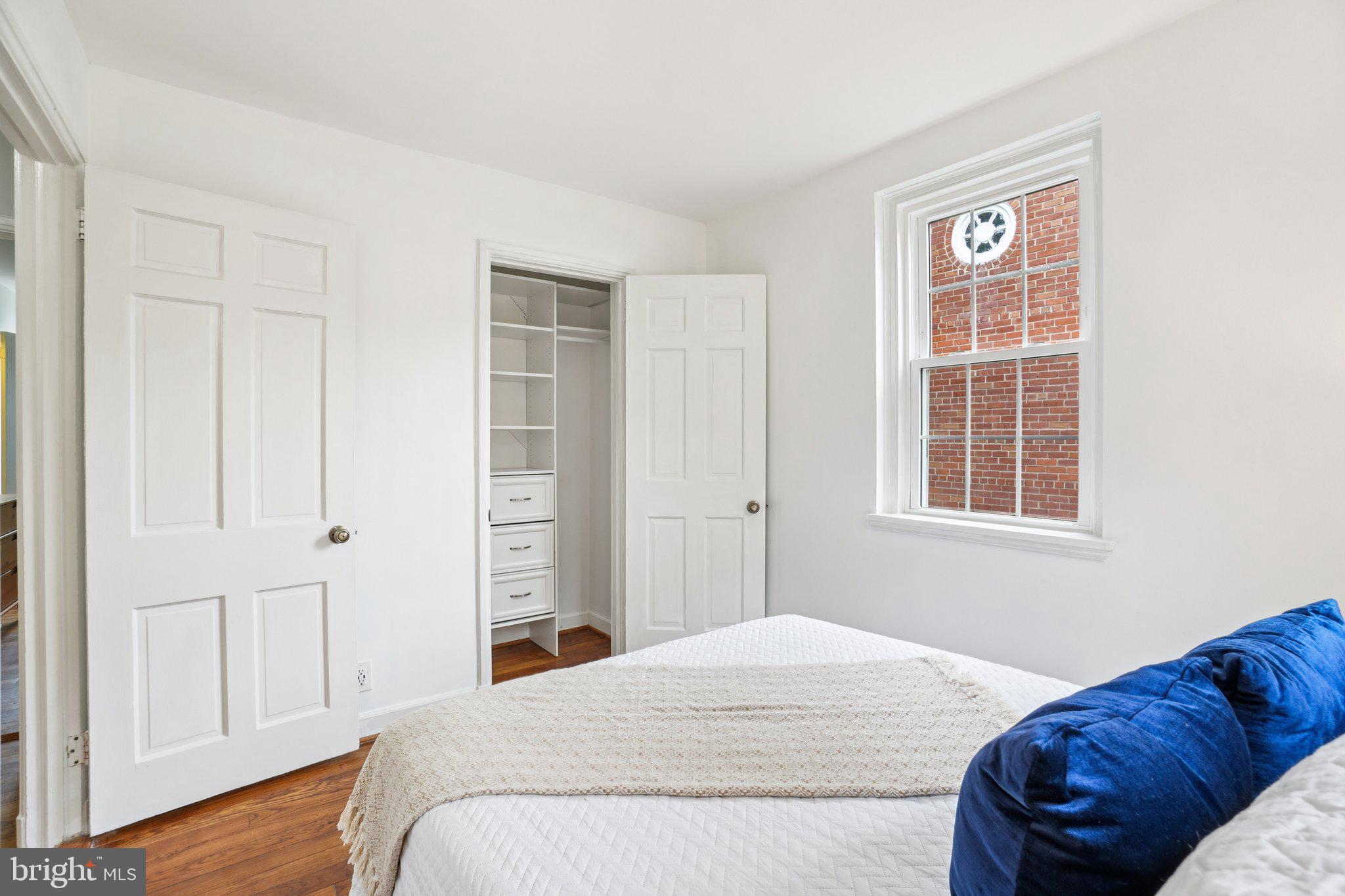 FAIRLINGTON - Residential