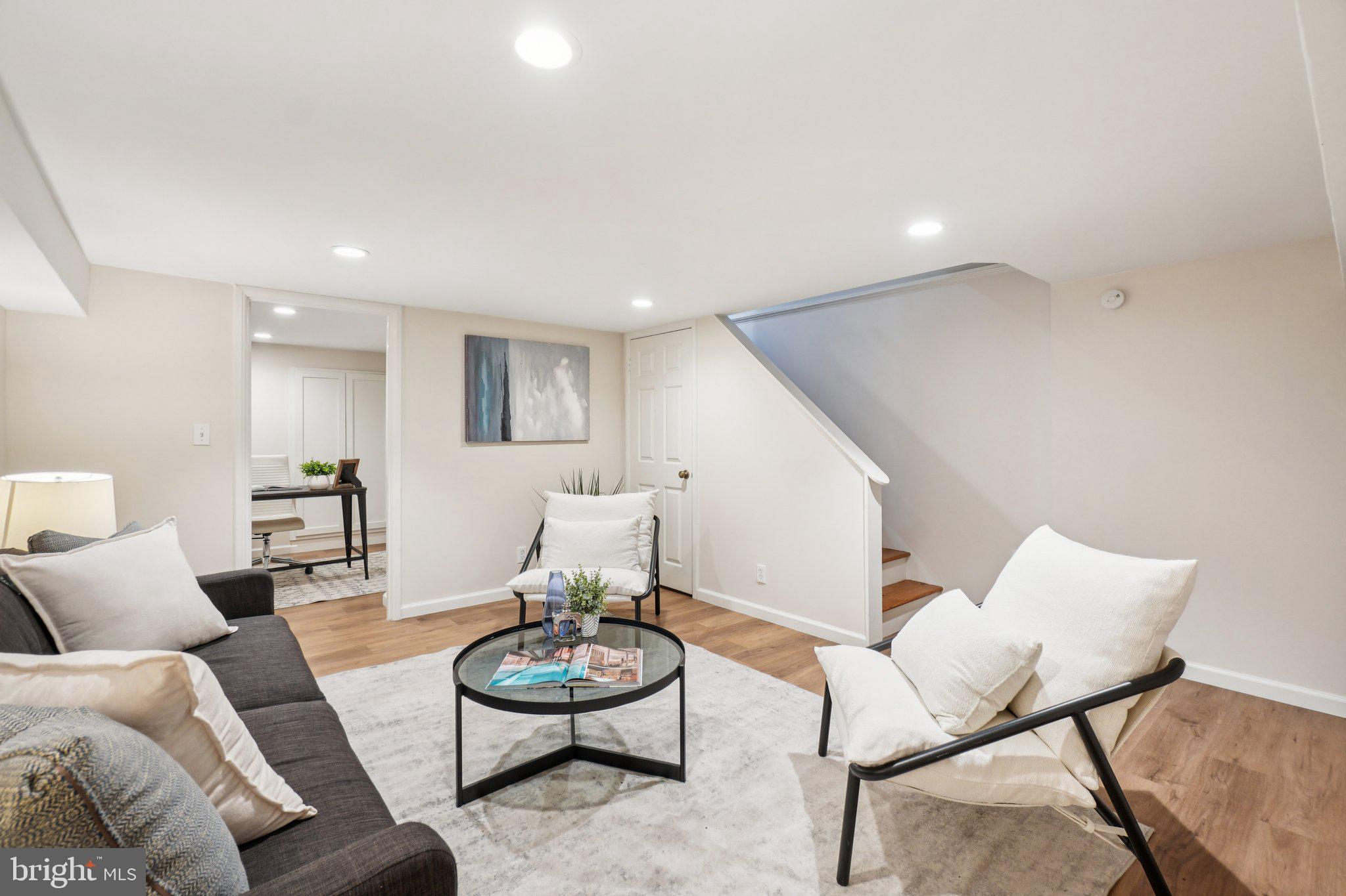 FAIRLINGTON - Residential