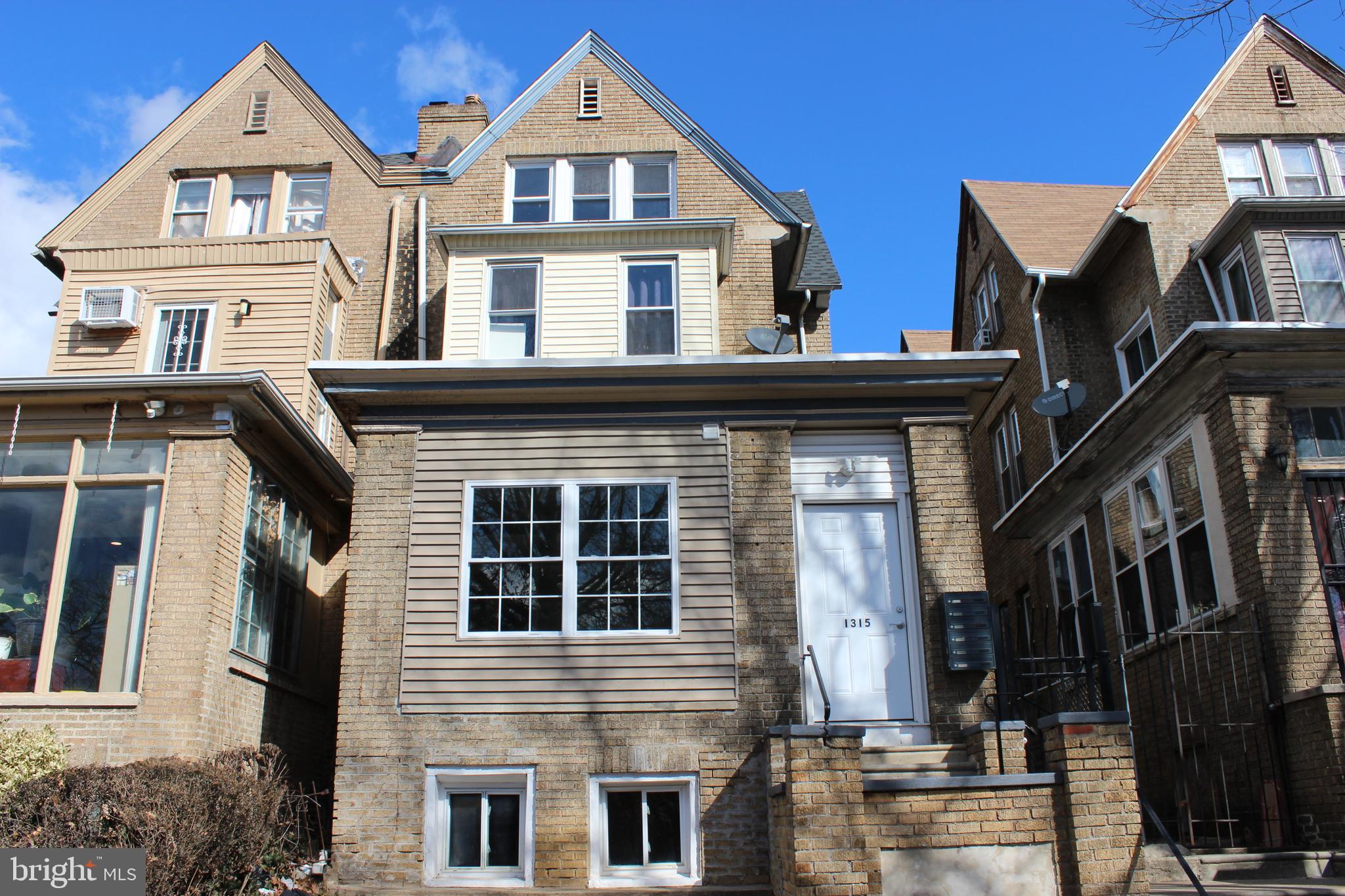 HUNTING PARK - Residential Income