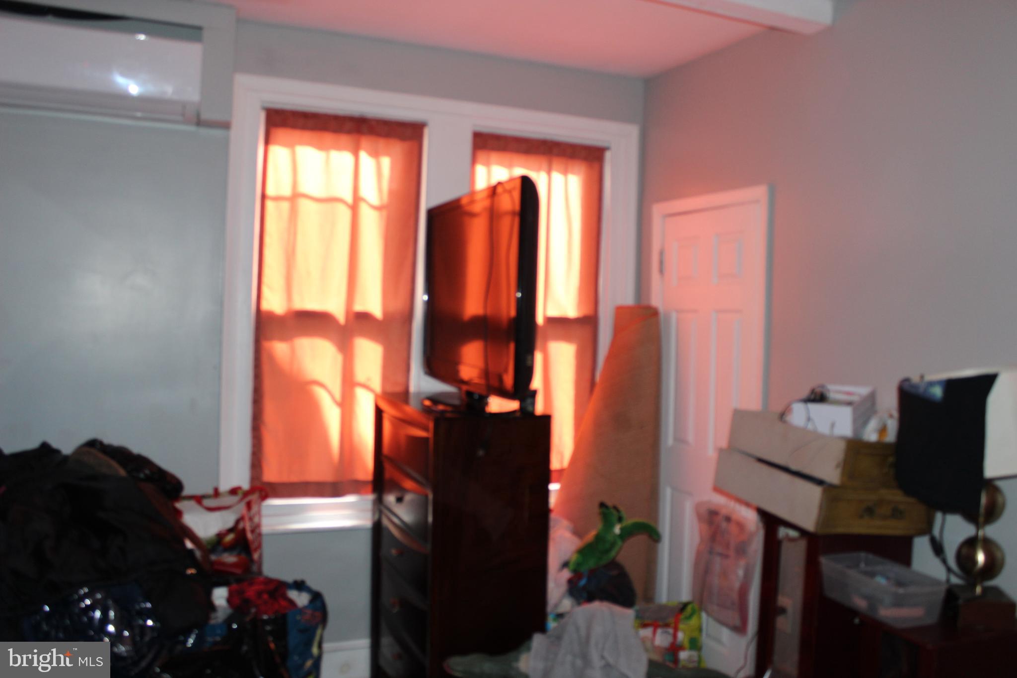 HUNTING PARK - Residential Income