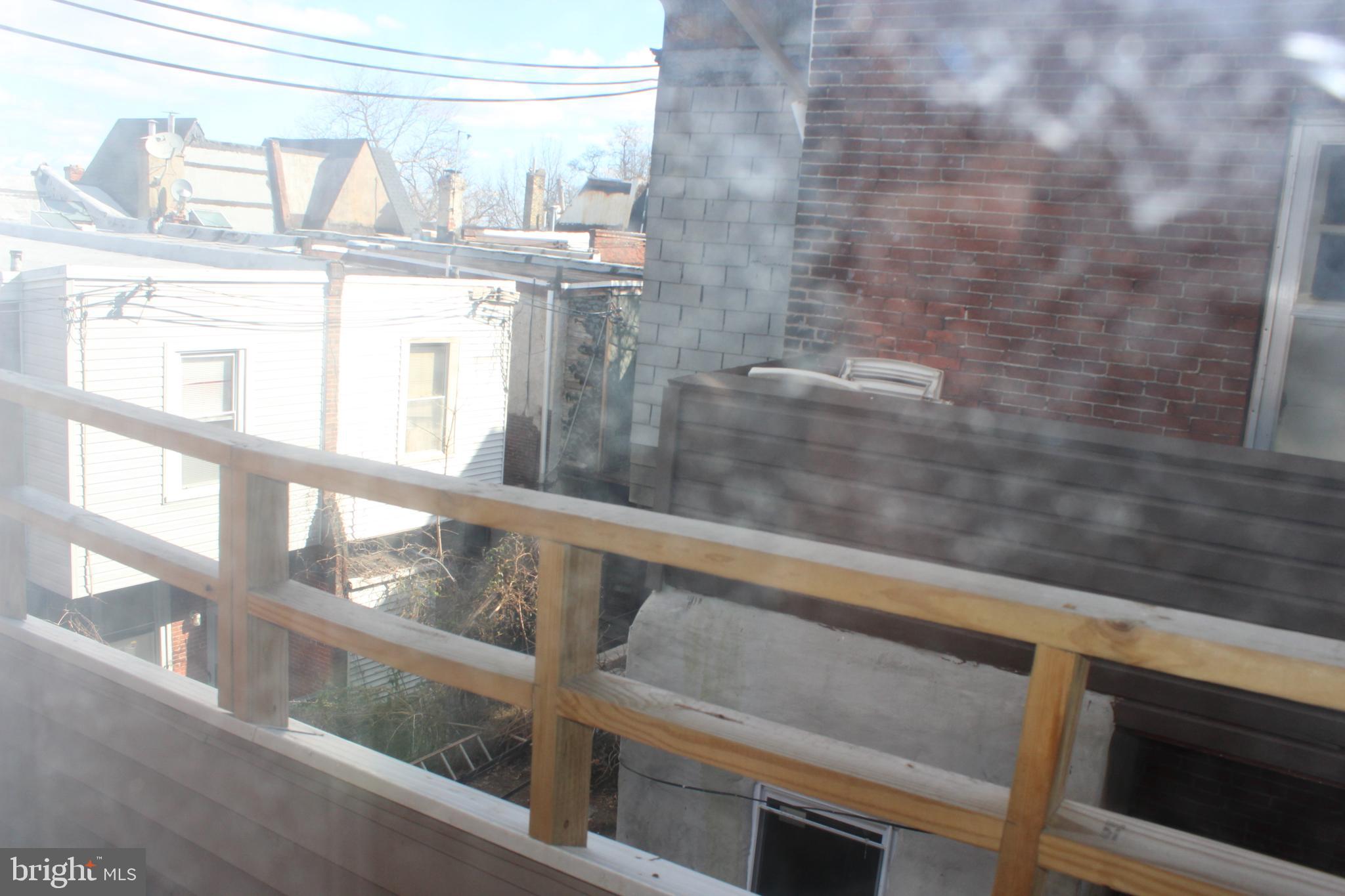 HUNTING PARK - Residential Income