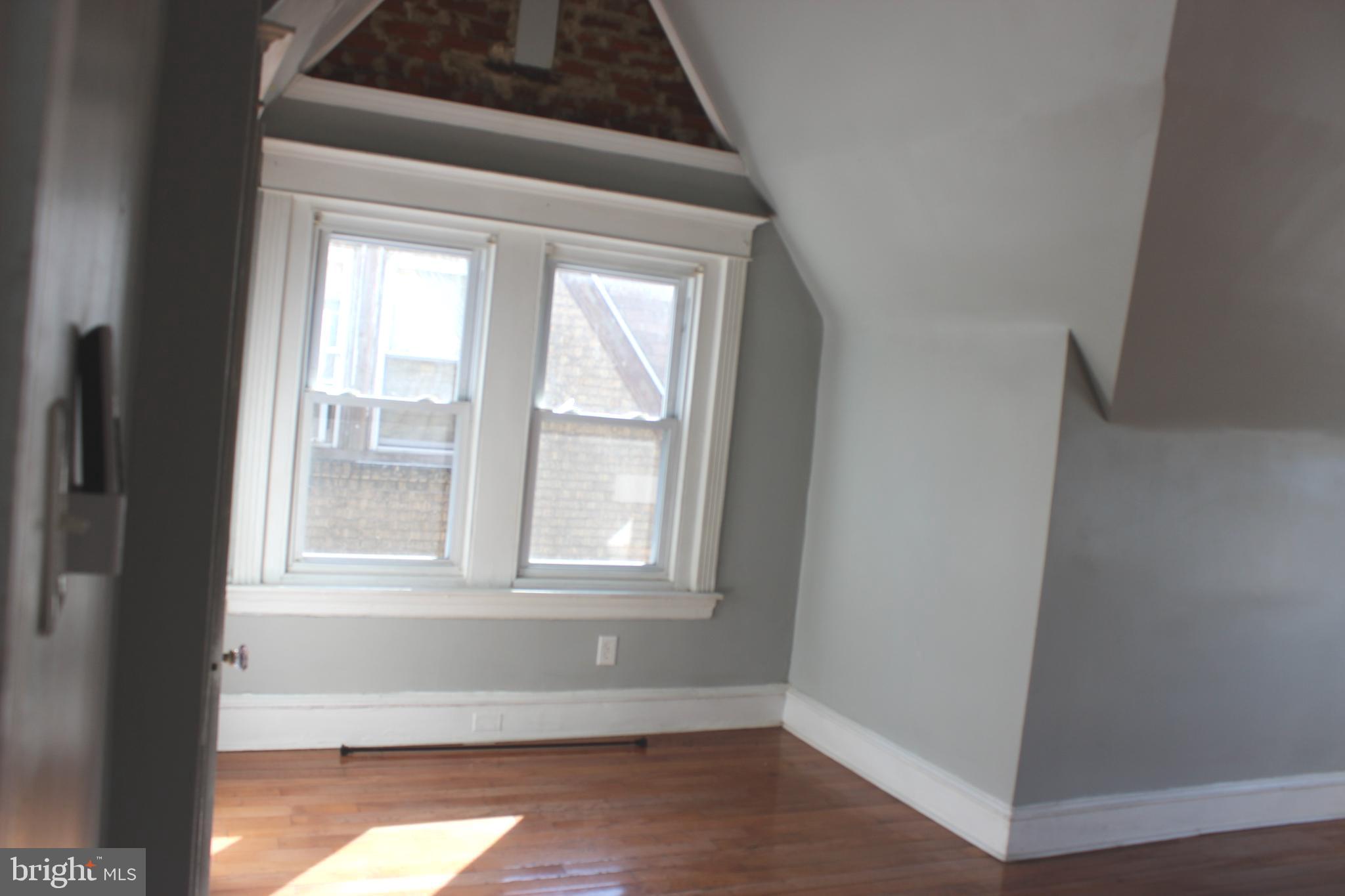 HUNTING PARK - Residential Income