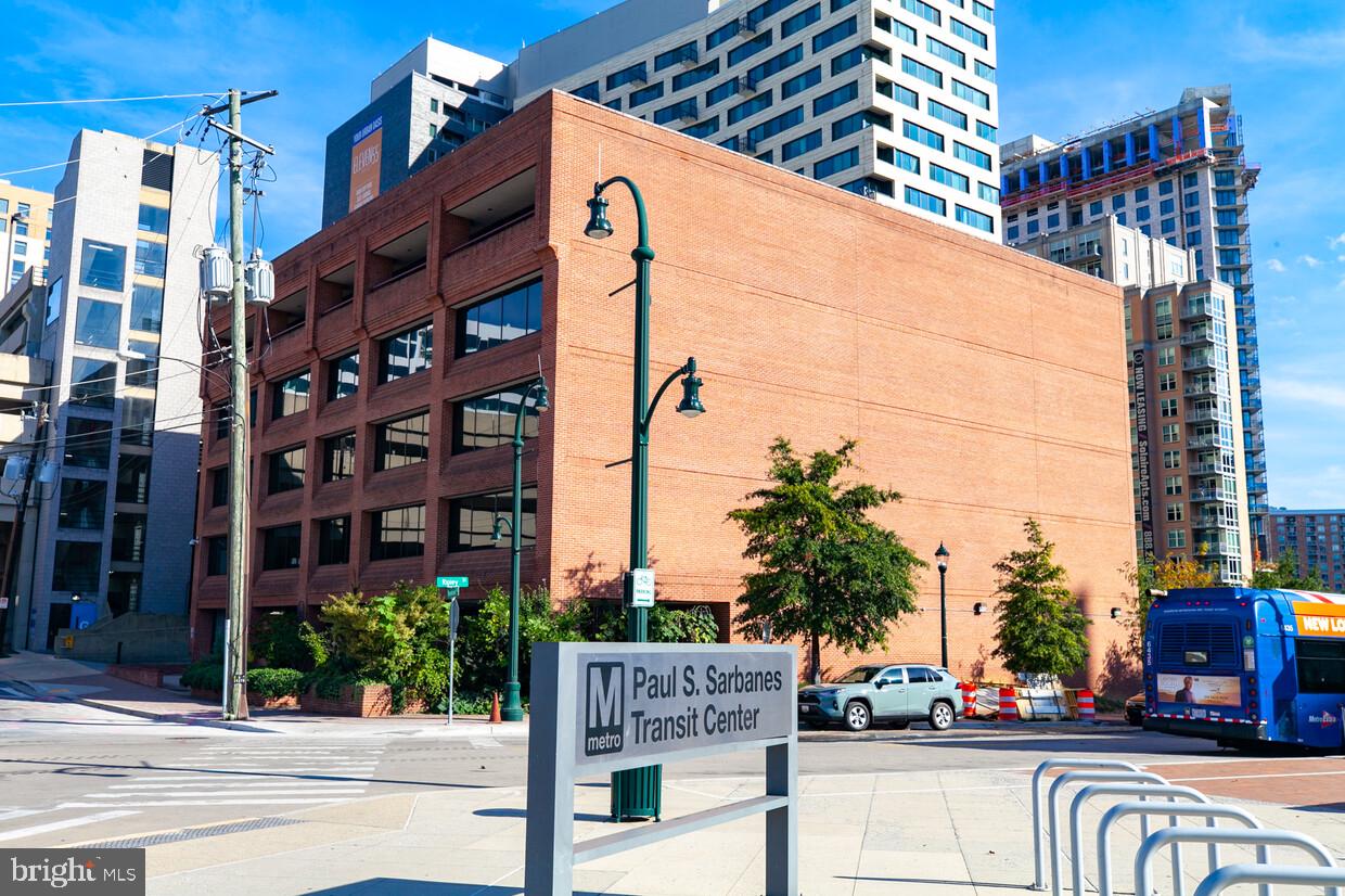 1110 BONIFANT 501- SUITE C