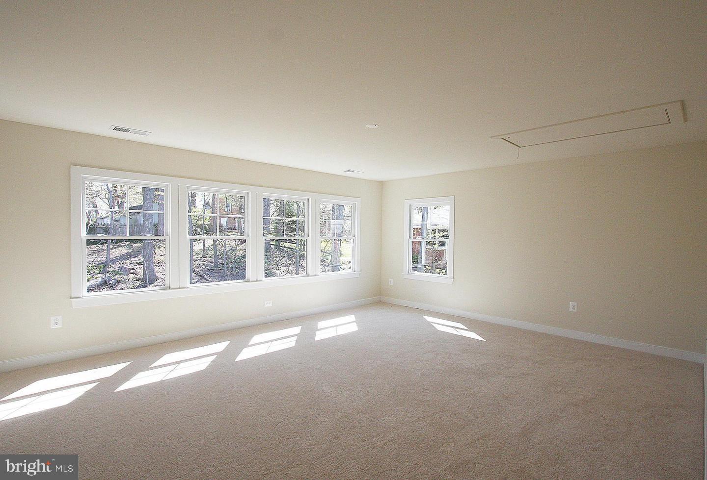 BUSH HILL WOODS - Residential