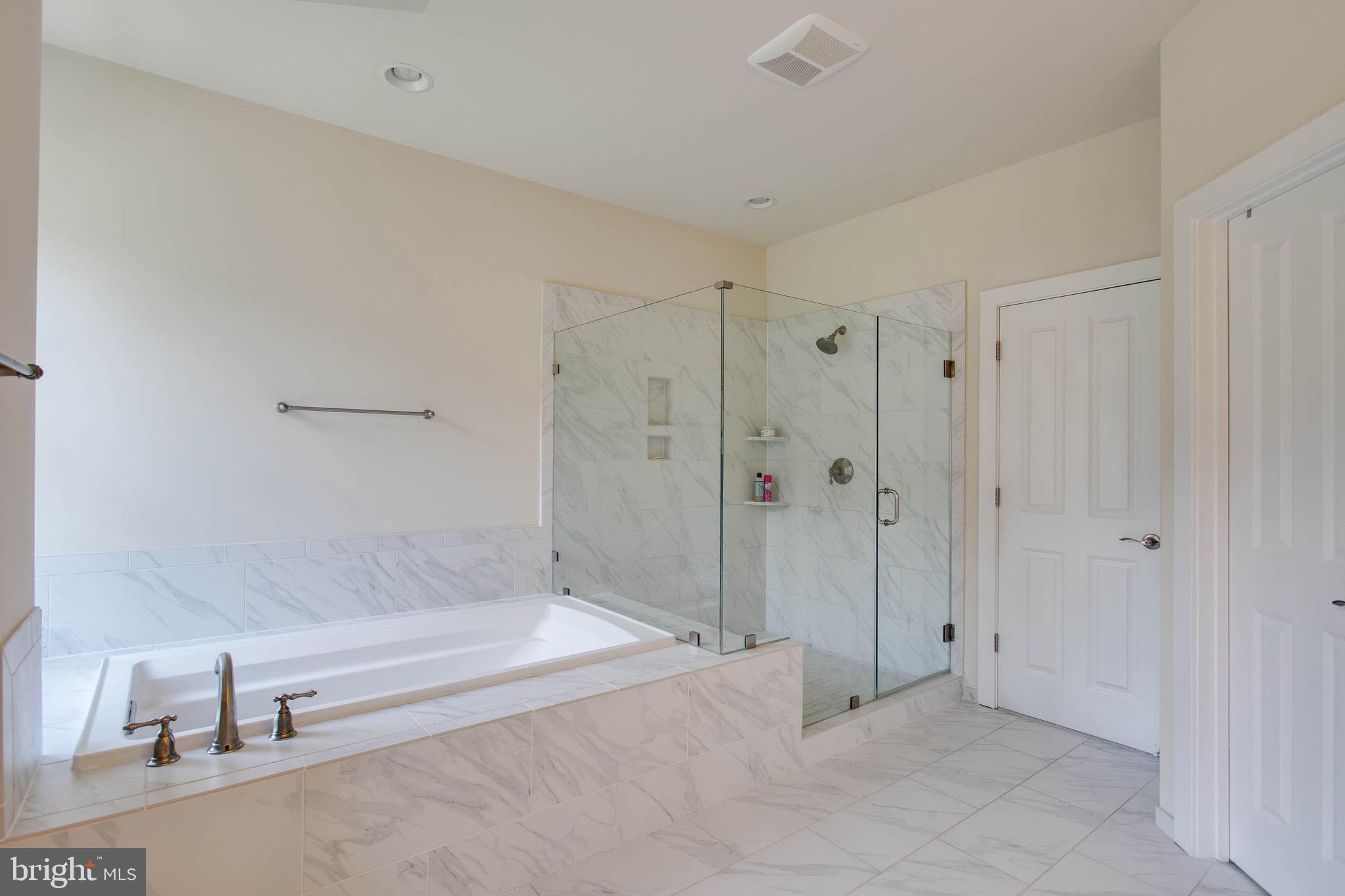 BUSH HILL WOODS - Residential