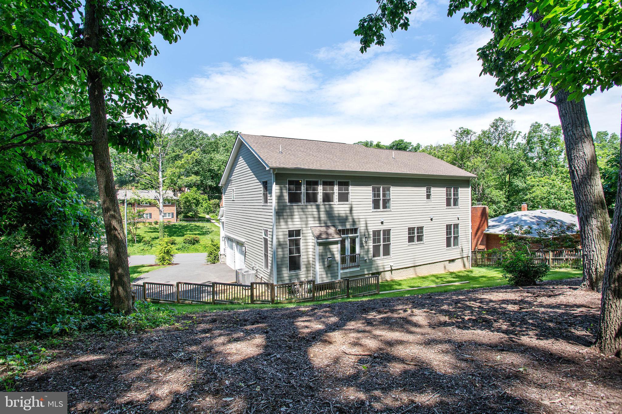 BUSH HILL WOODS - Residential