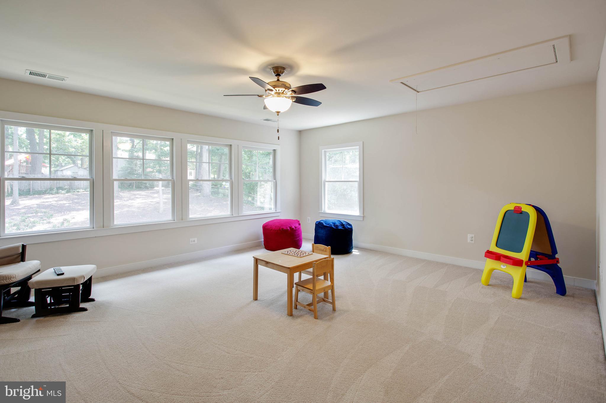 BUSH HILL WOODS - Residential