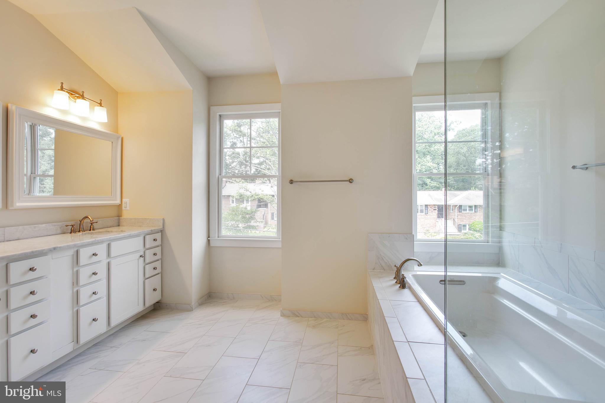 BUSH HILL WOODS - Residential