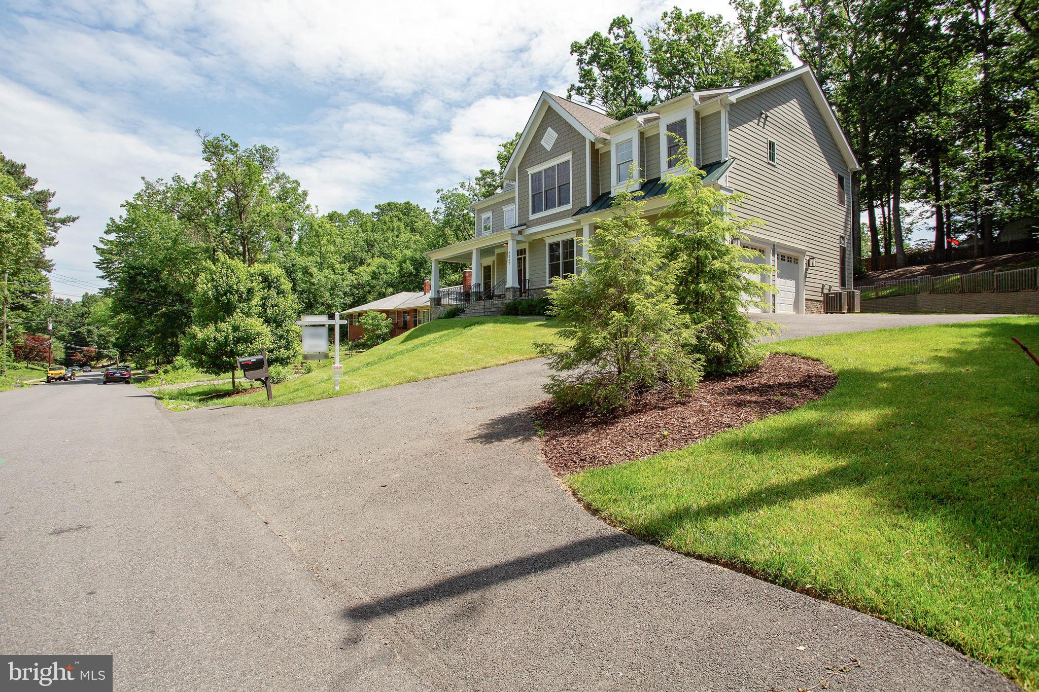 BUSH HILL WOODS - Residential