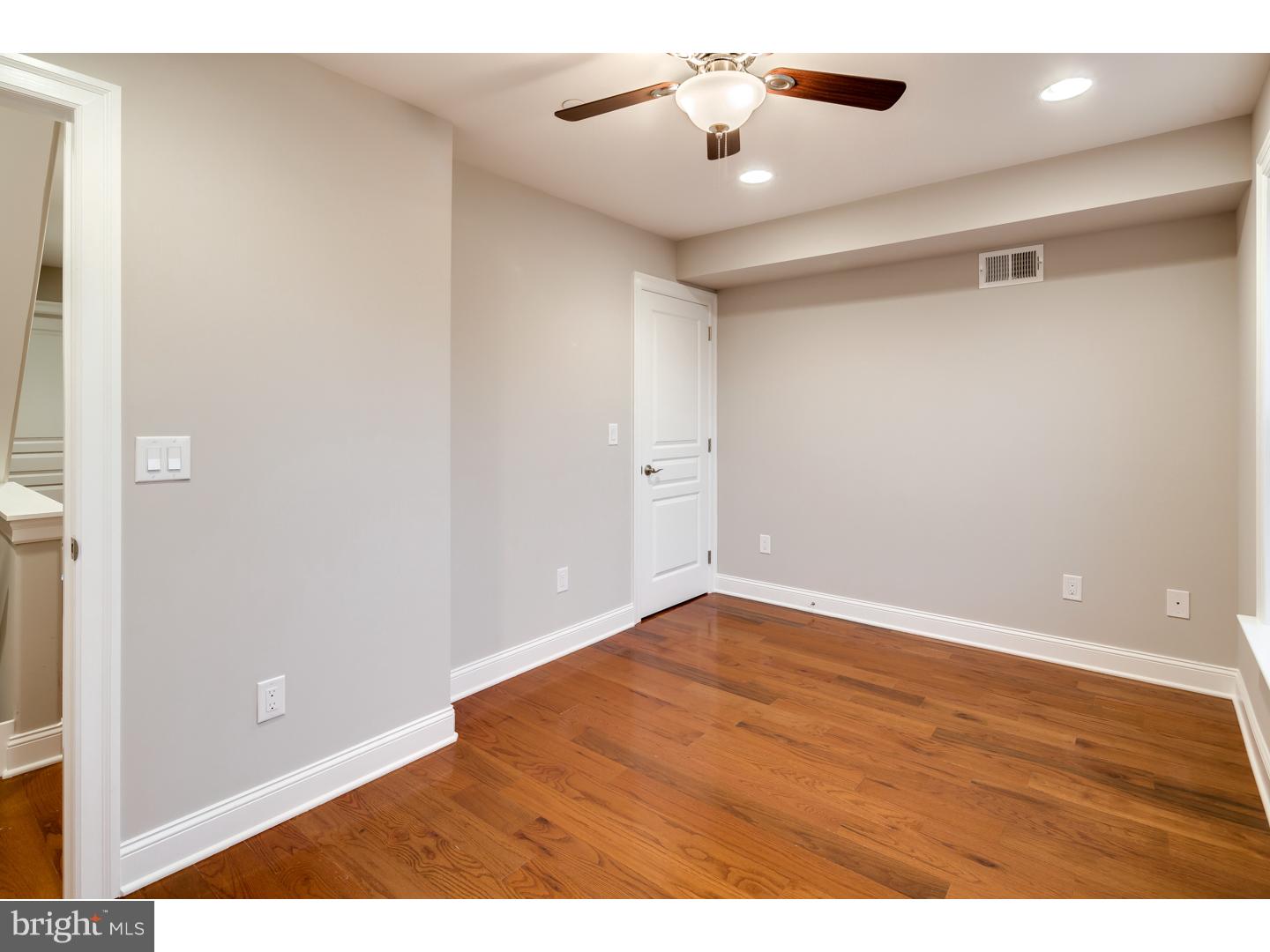 PHILADELPHIA (SOUTH) - Residential