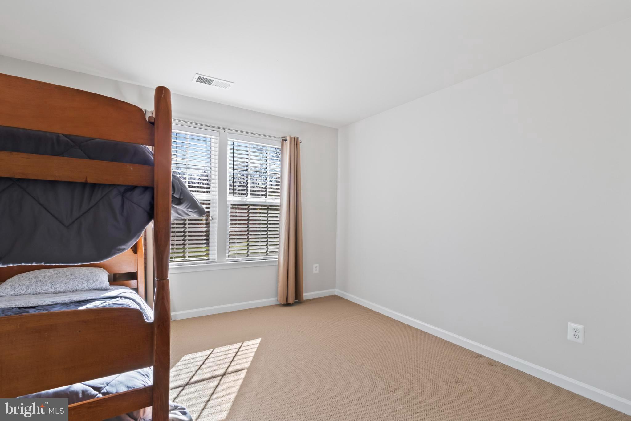 HIGHLAND FARM - Residential