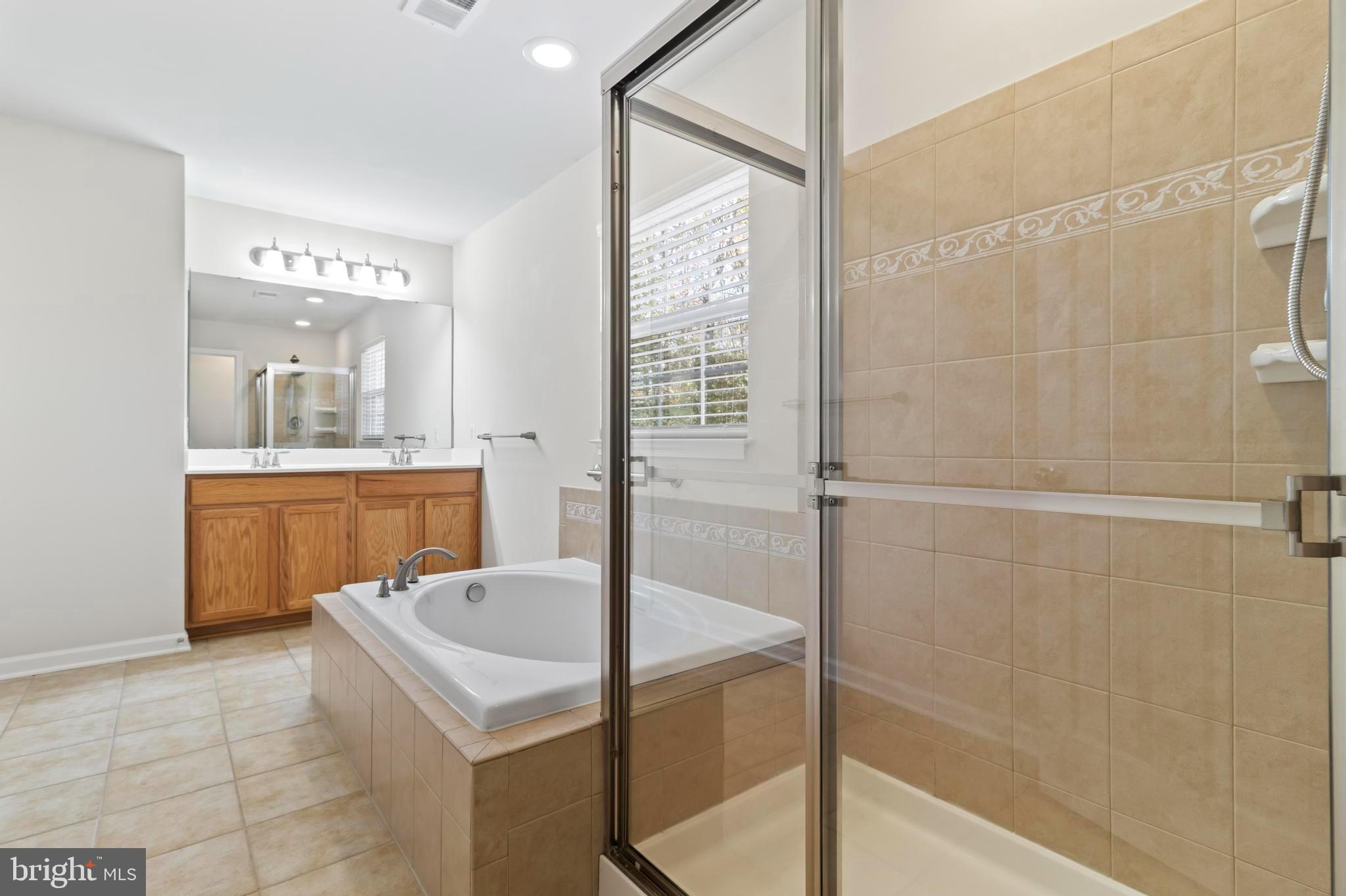 HIGHLAND FARM - Residential