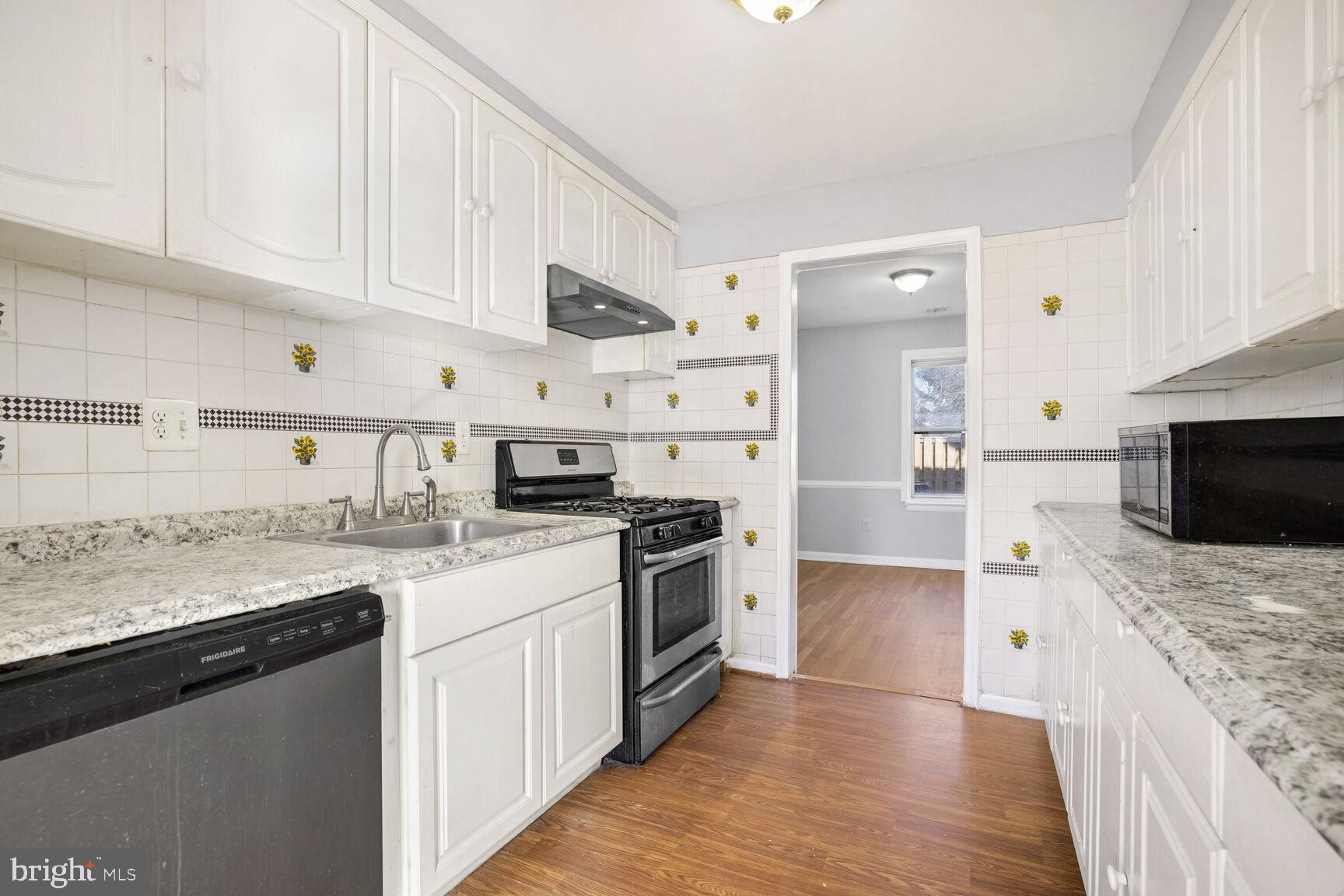 HAMLET NORTH - Residential