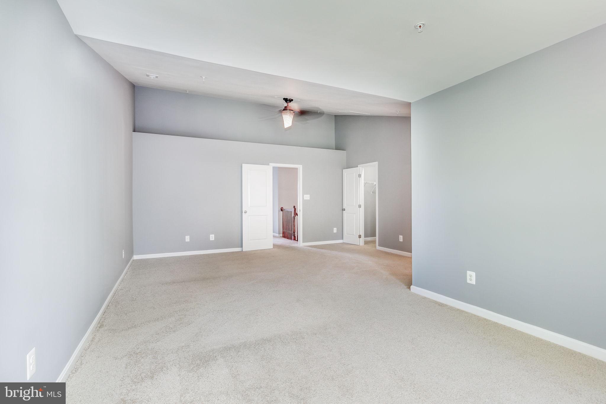 LOCH HILL - Residential Lease