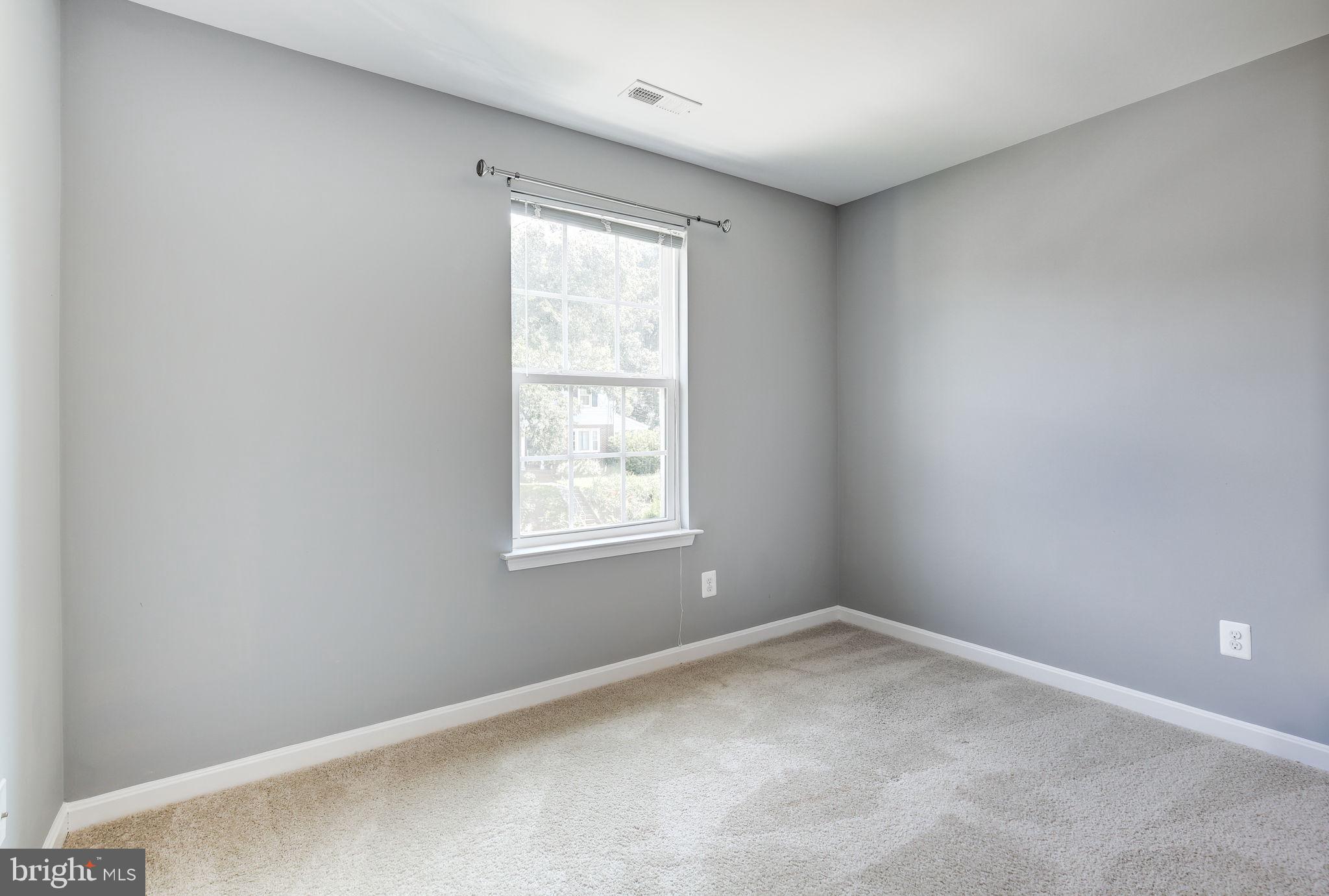 LOCH HILL - Residential Lease