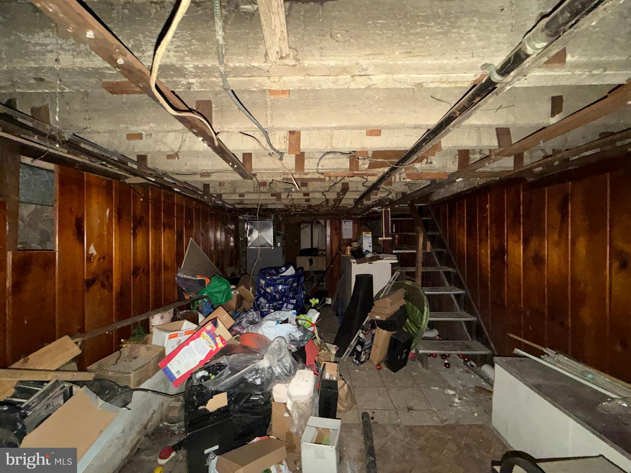 SHIPLEY HILL - Residential